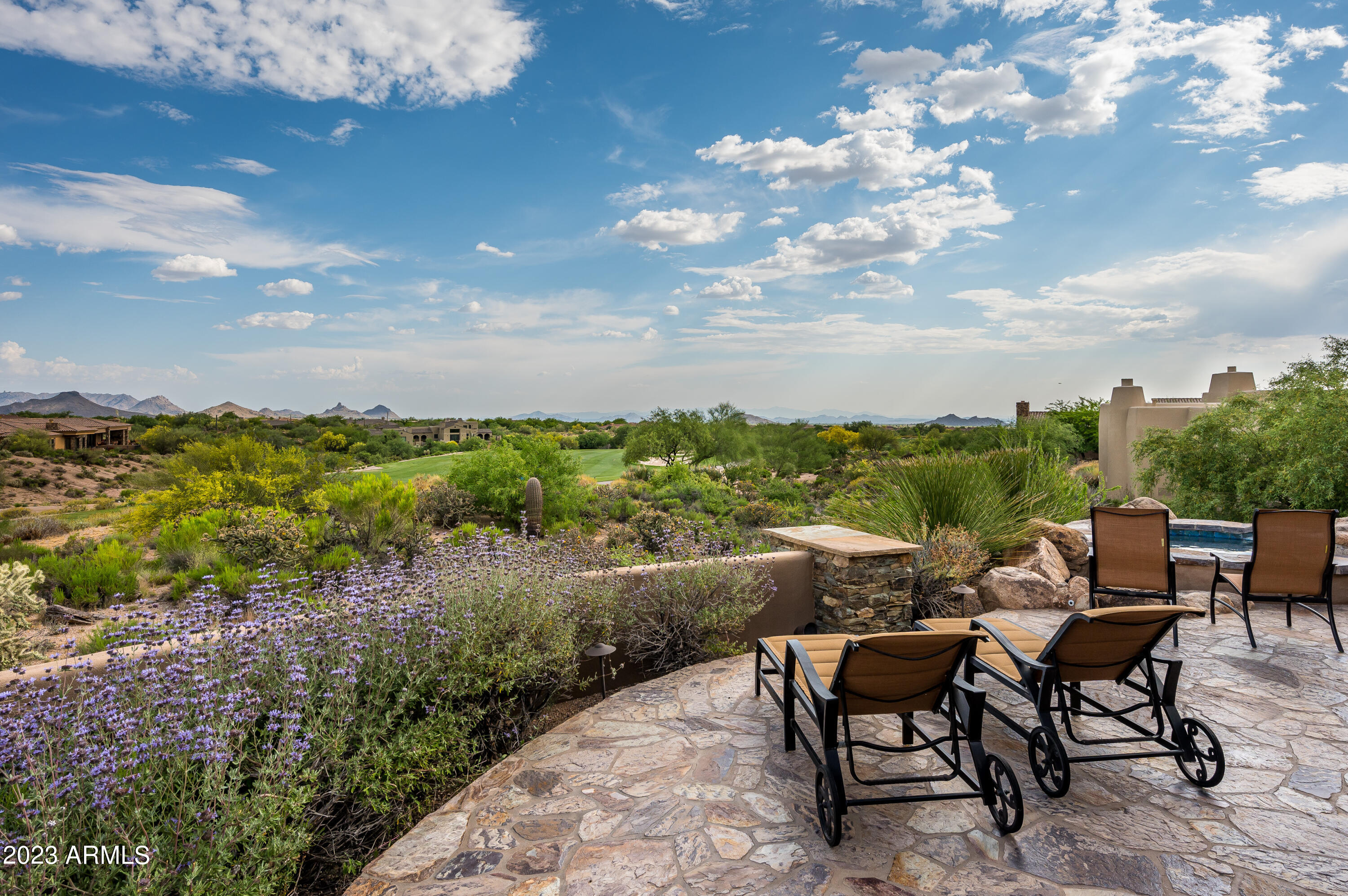 DESERT MOUNTAIN PHASE 1 UNIT 2 LOT 206-335 TR A - Residential