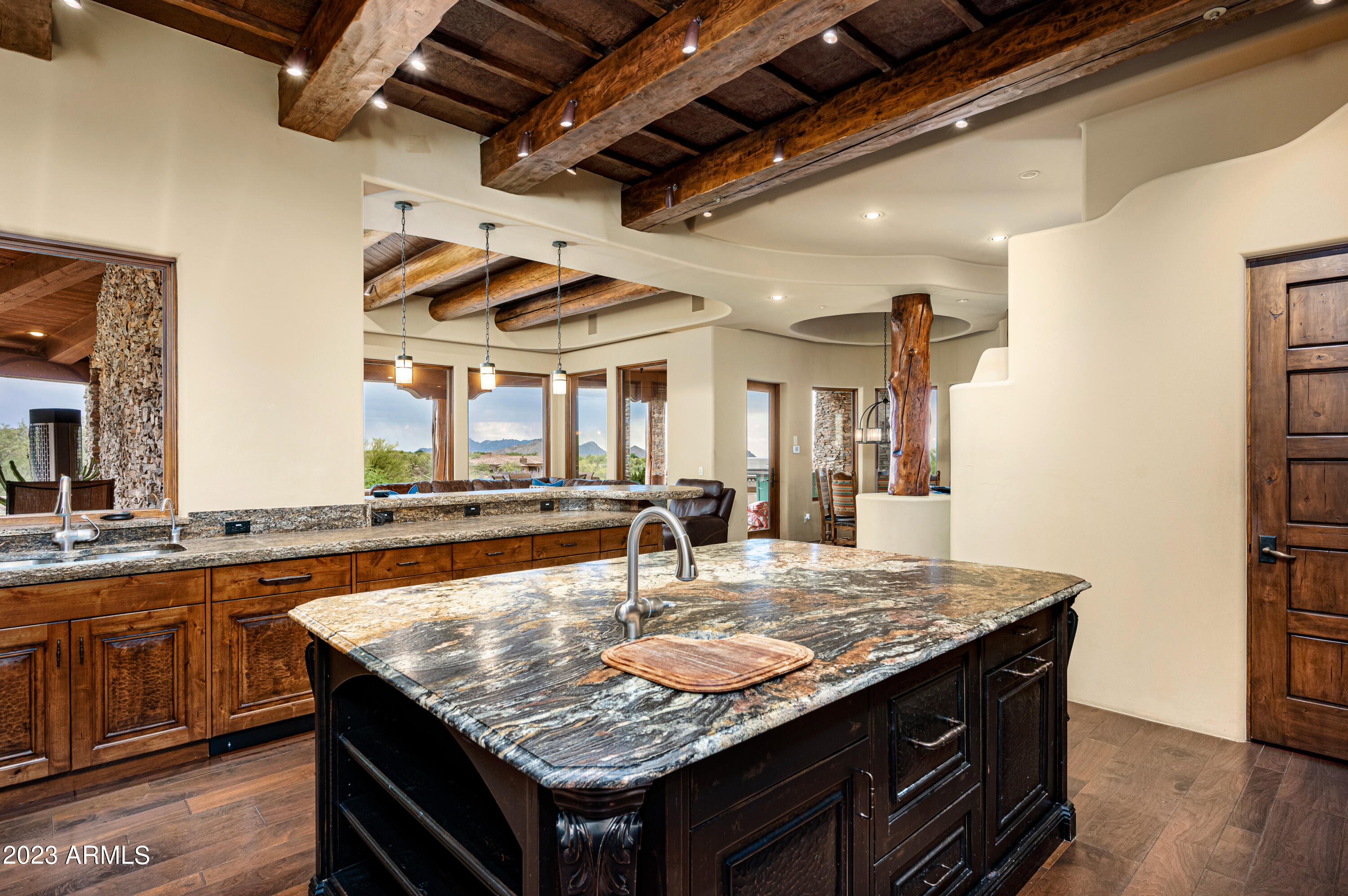 DESERT MOUNTAIN PHASE 1 UNIT 2 LOT 206-335 TR A - Residential