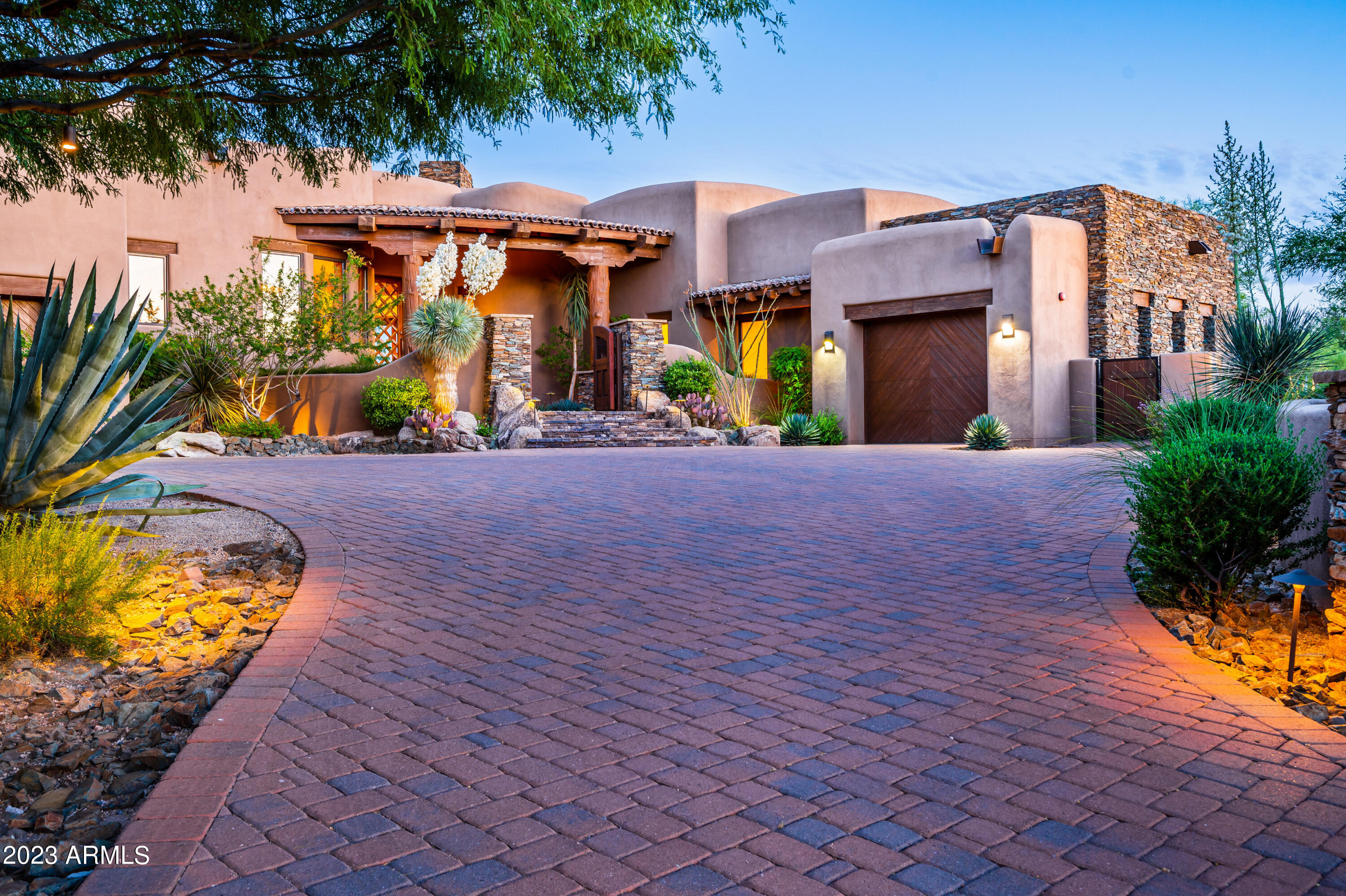 DESERT MOUNTAIN PHASE 1 UNIT 2 LOT 206-335 TR A - Residential