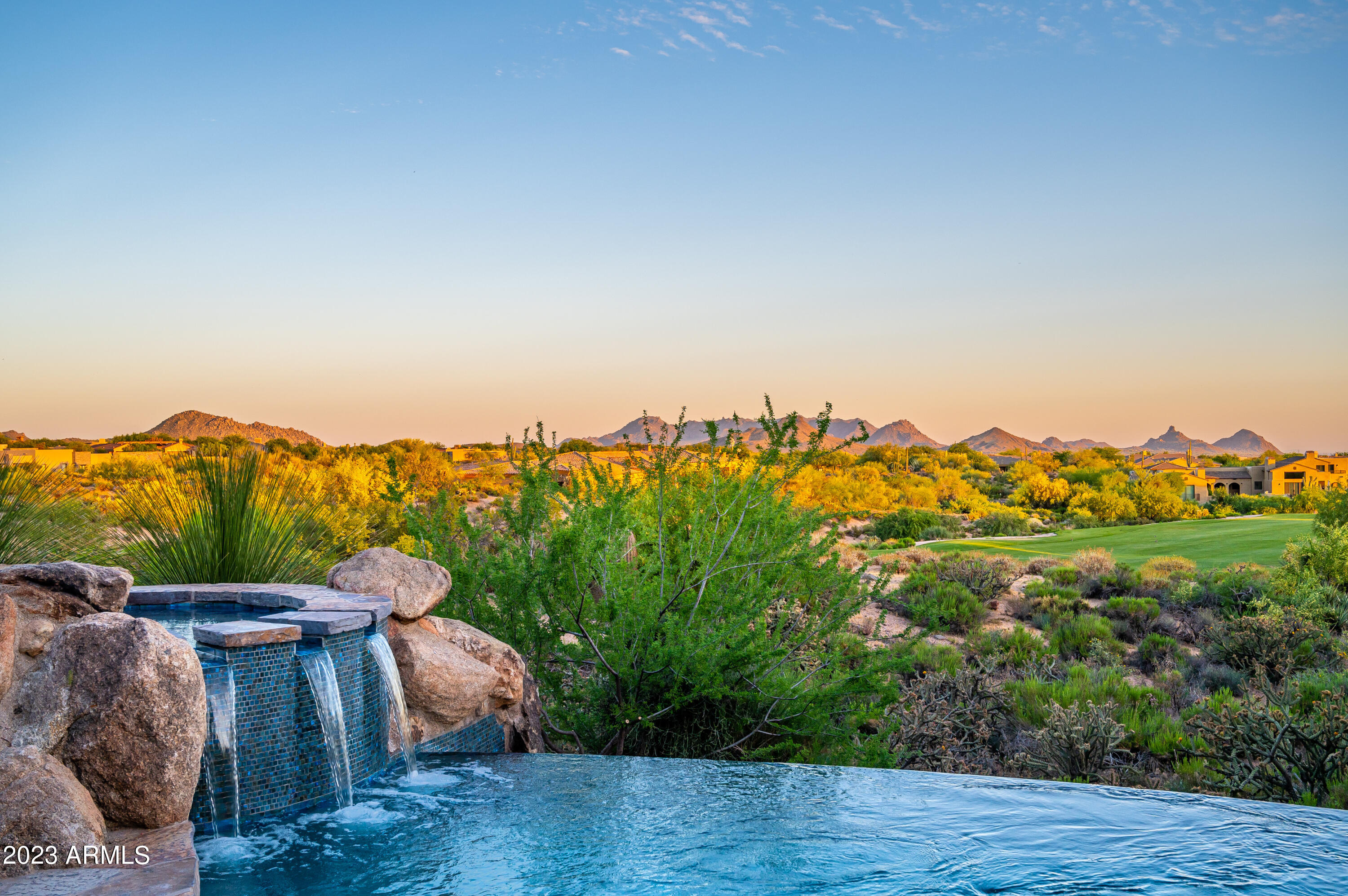 DESERT MOUNTAIN PHASE 1 UNIT 2 LOT 206-335 TR A - Residential