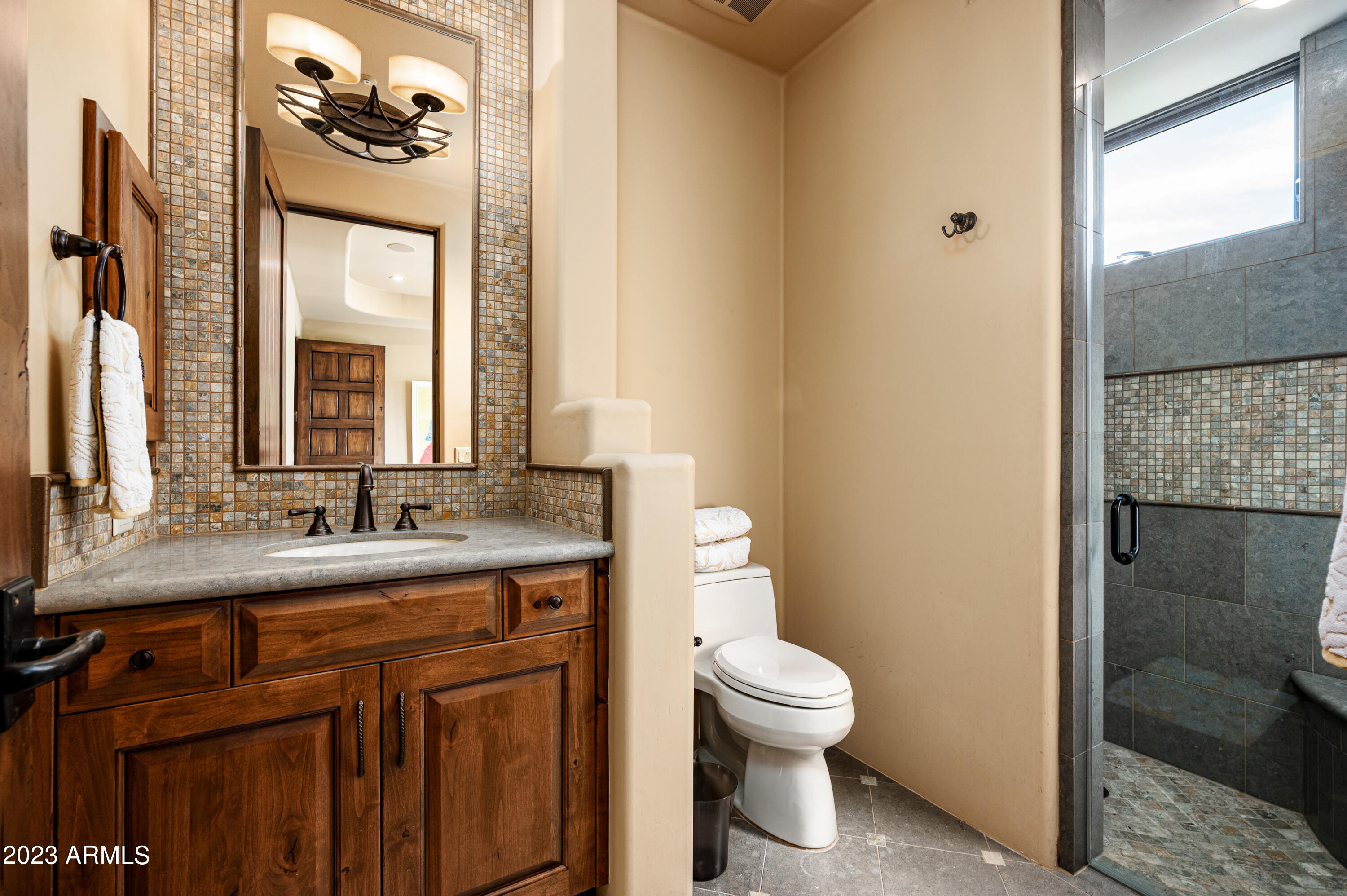 DESERT MOUNTAIN PHASE 1 UNIT 2 LOT 206-335 TR A - Residential
