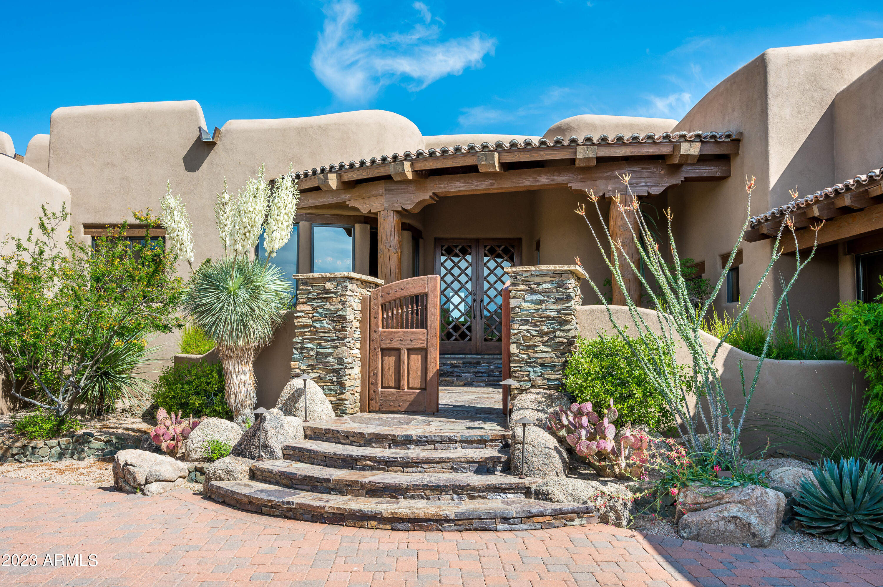 DESERT MOUNTAIN PHASE 1 UNIT 2 LOT 206-335 TR A - Residential