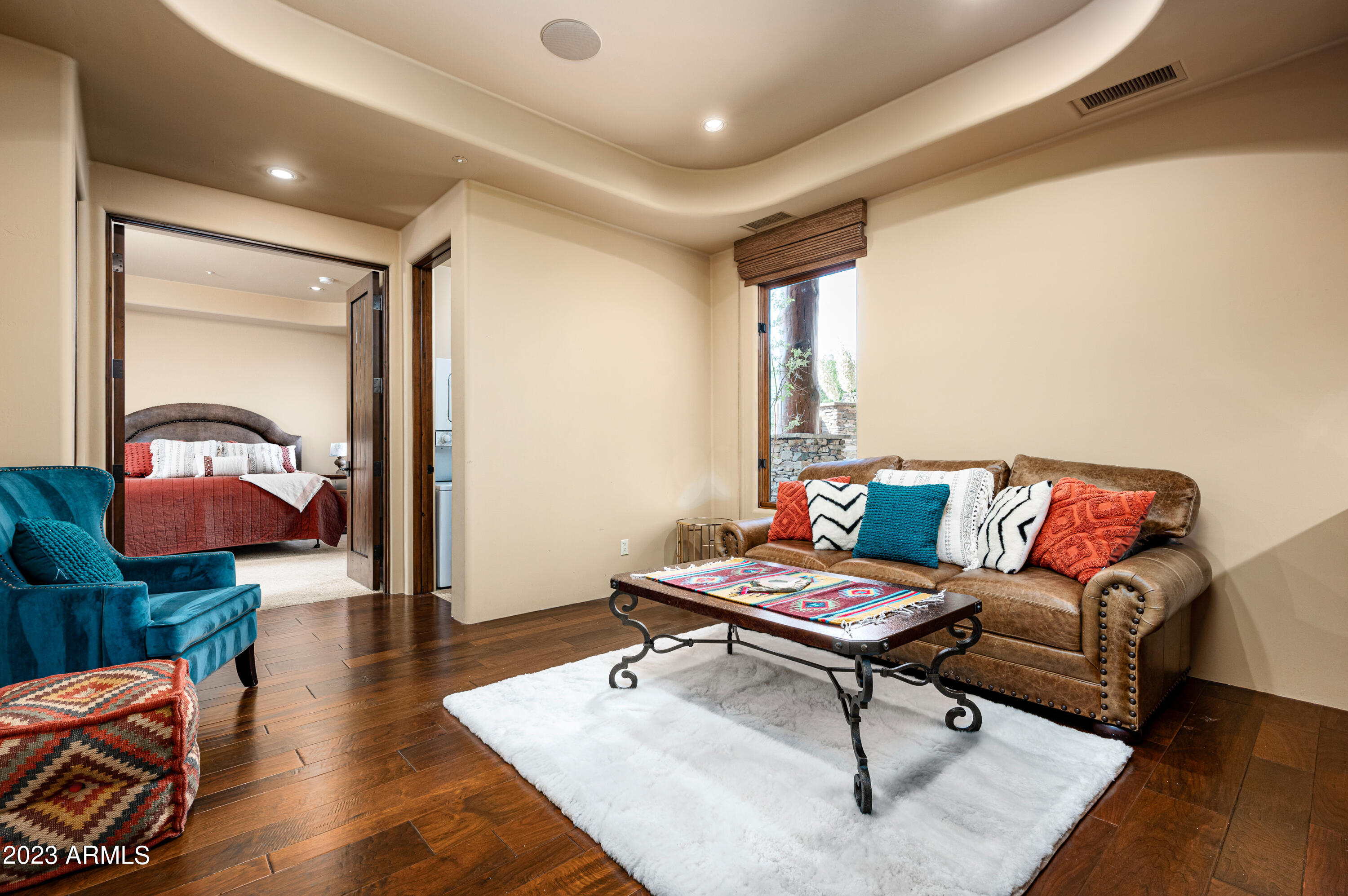 DESERT MOUNTAIN PHASE 1 UNIT 2 LOT 206-335 TR A - Residential