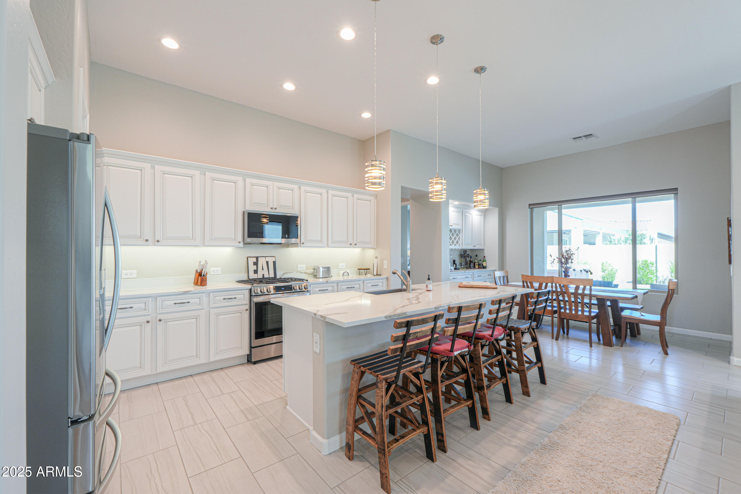 ROBSON RANCH - Residential