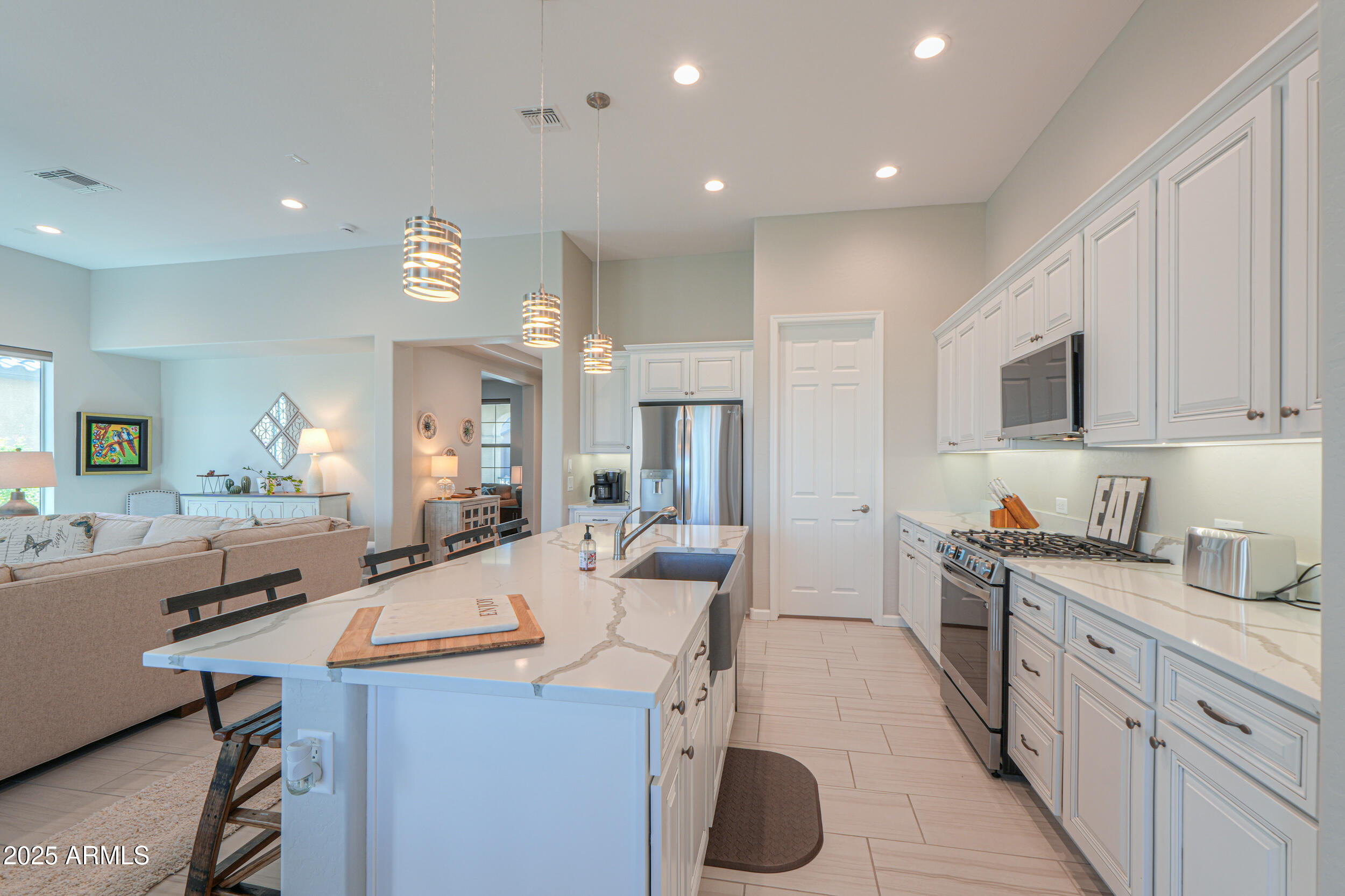 ROBSON RANCH - Residential