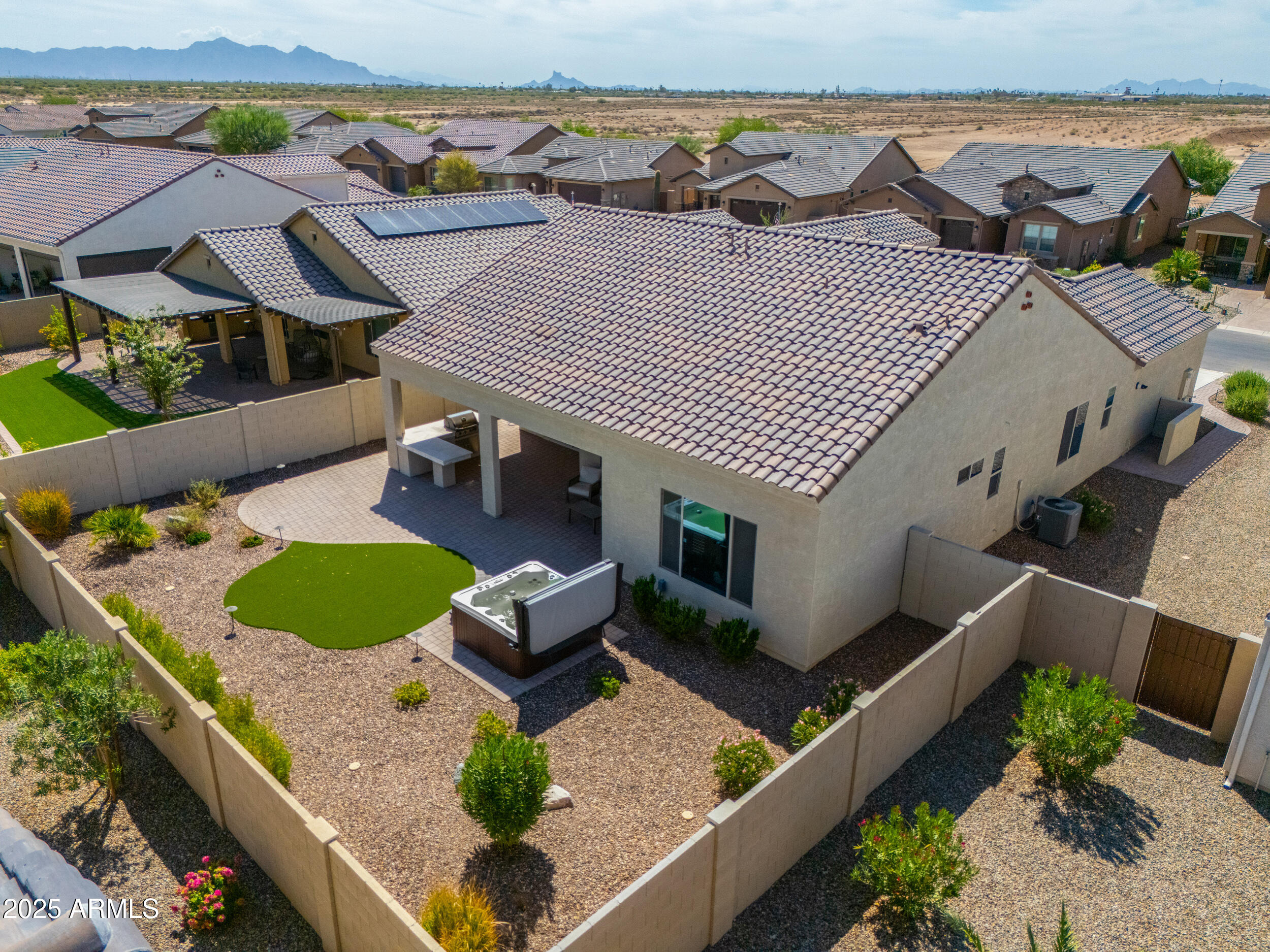 ROBSON RANCH - Residential