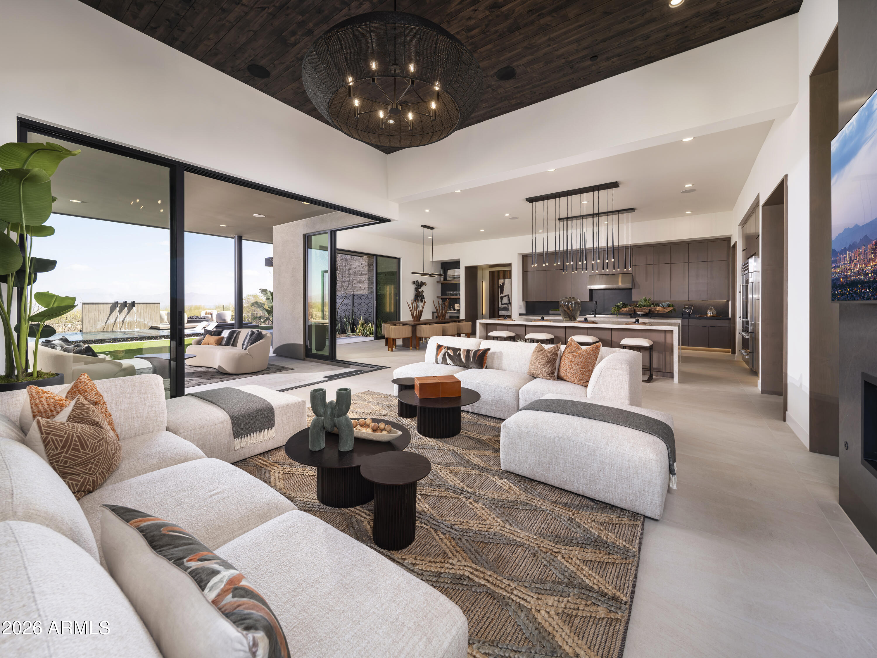 MCDOWELL MOUNTAIN MANOR - Residential