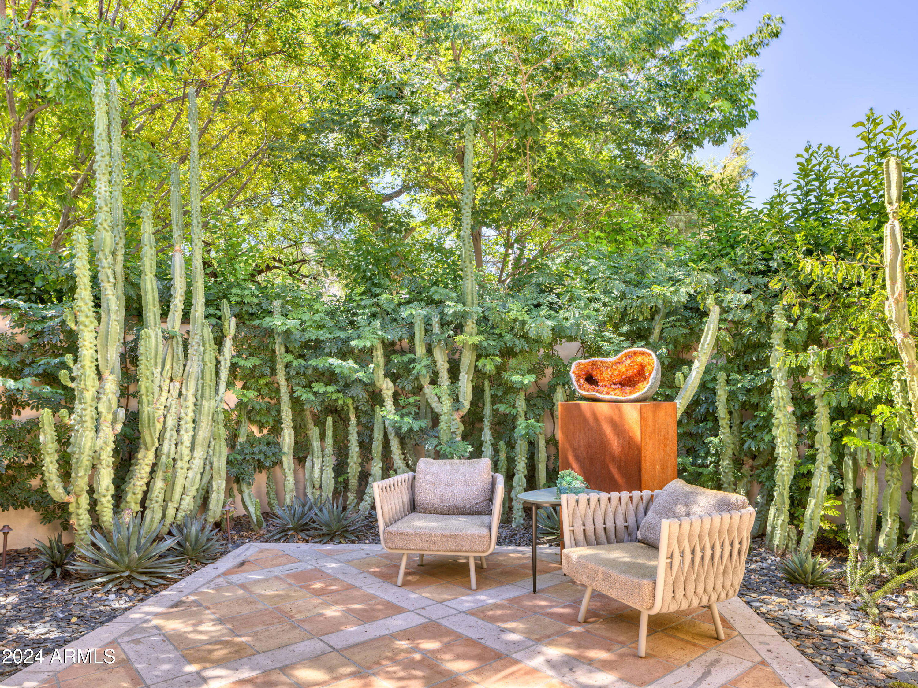 TILYOU RANCHITO LOT 7-14 - Residential