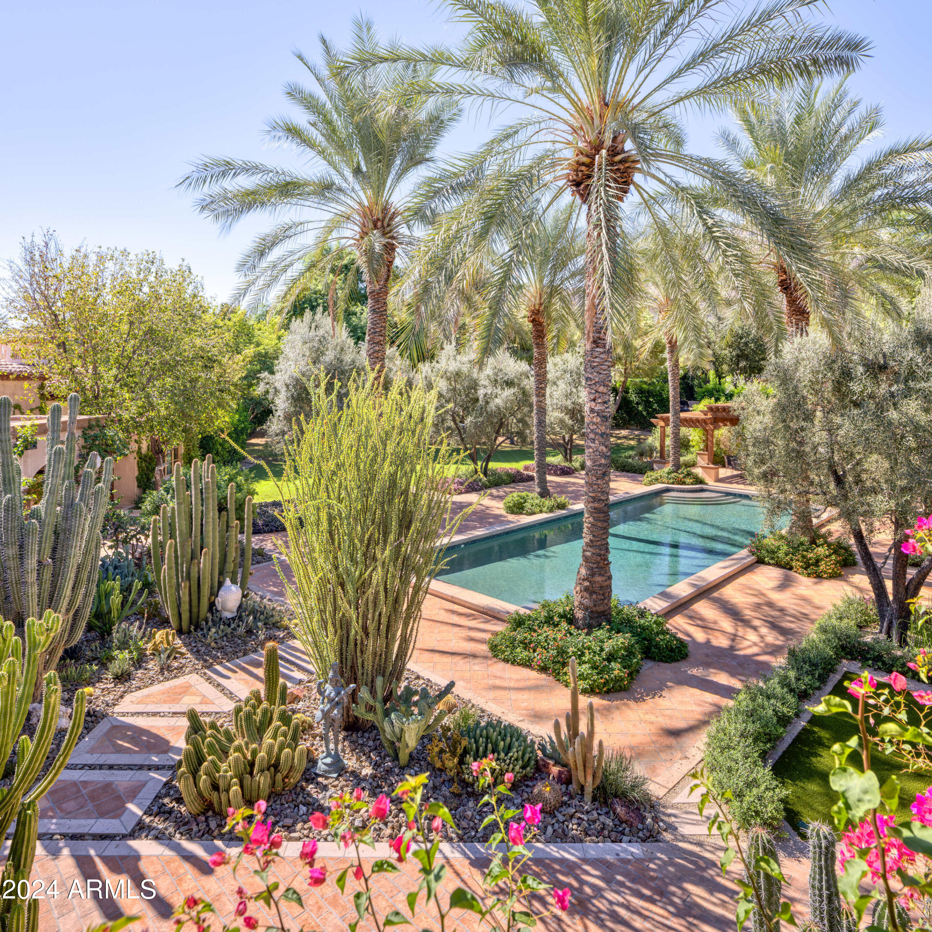 TILYOU RANCHITO LOT 7-14 - Residential