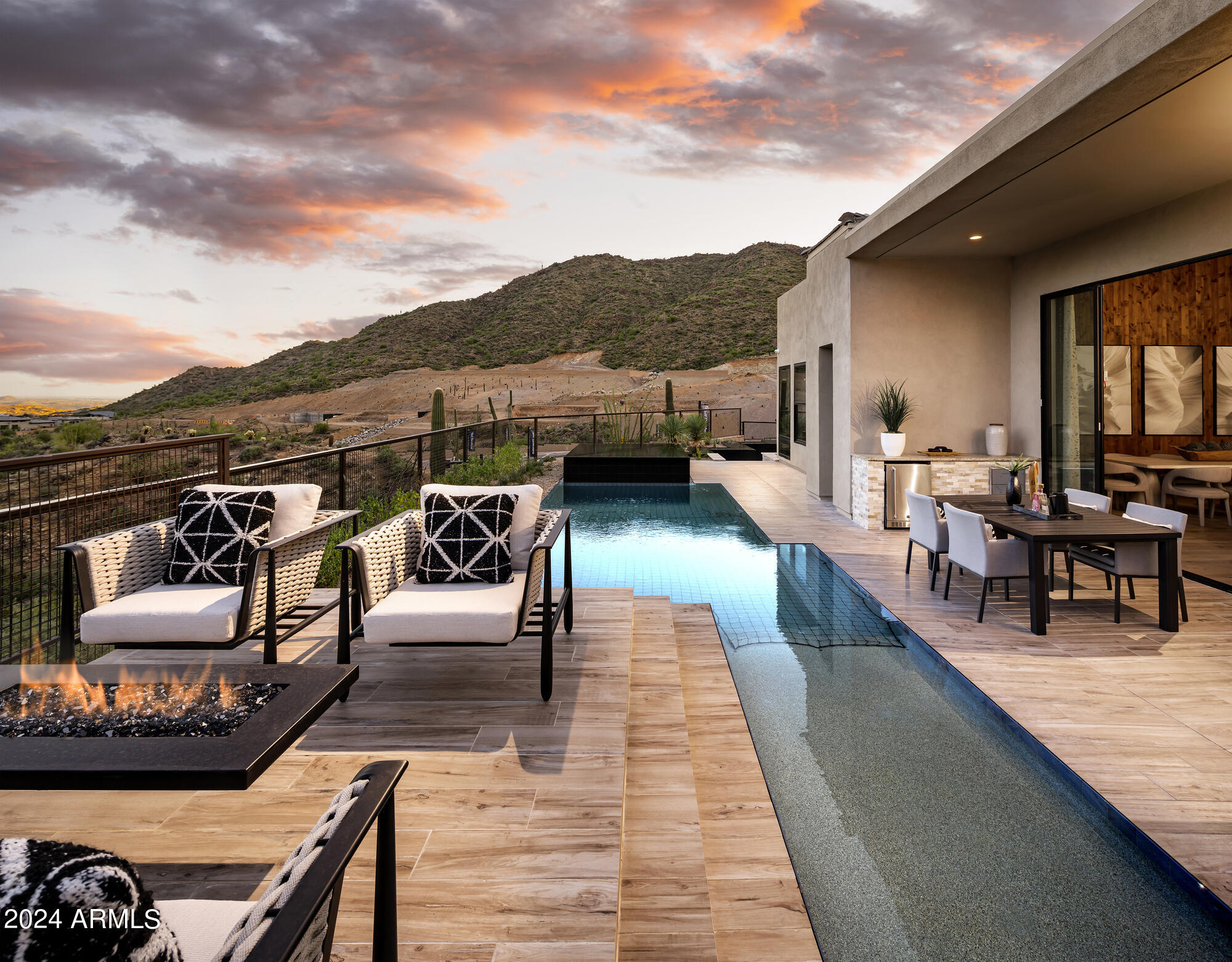 ADERO CANYON PARCEL 5 REPLAT - Residential