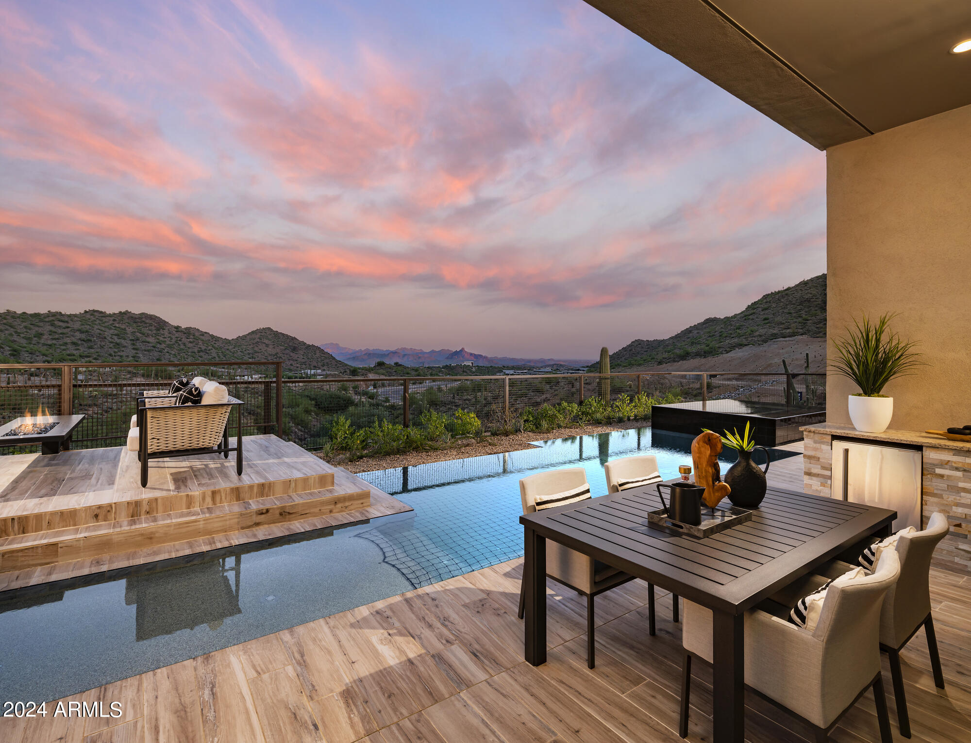 ADERO CANYON PARCEL 5 REPLAT - Residential