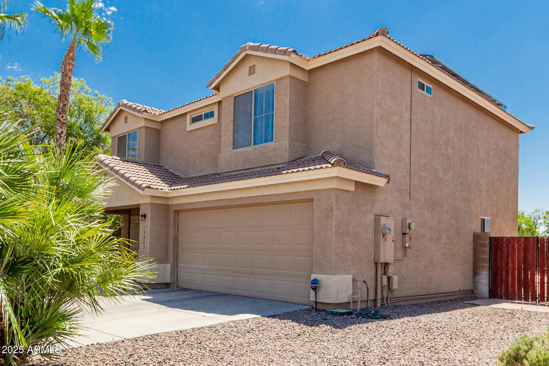 DAVE BROWN AT DYSART AND THUNDERBIRD - Residential