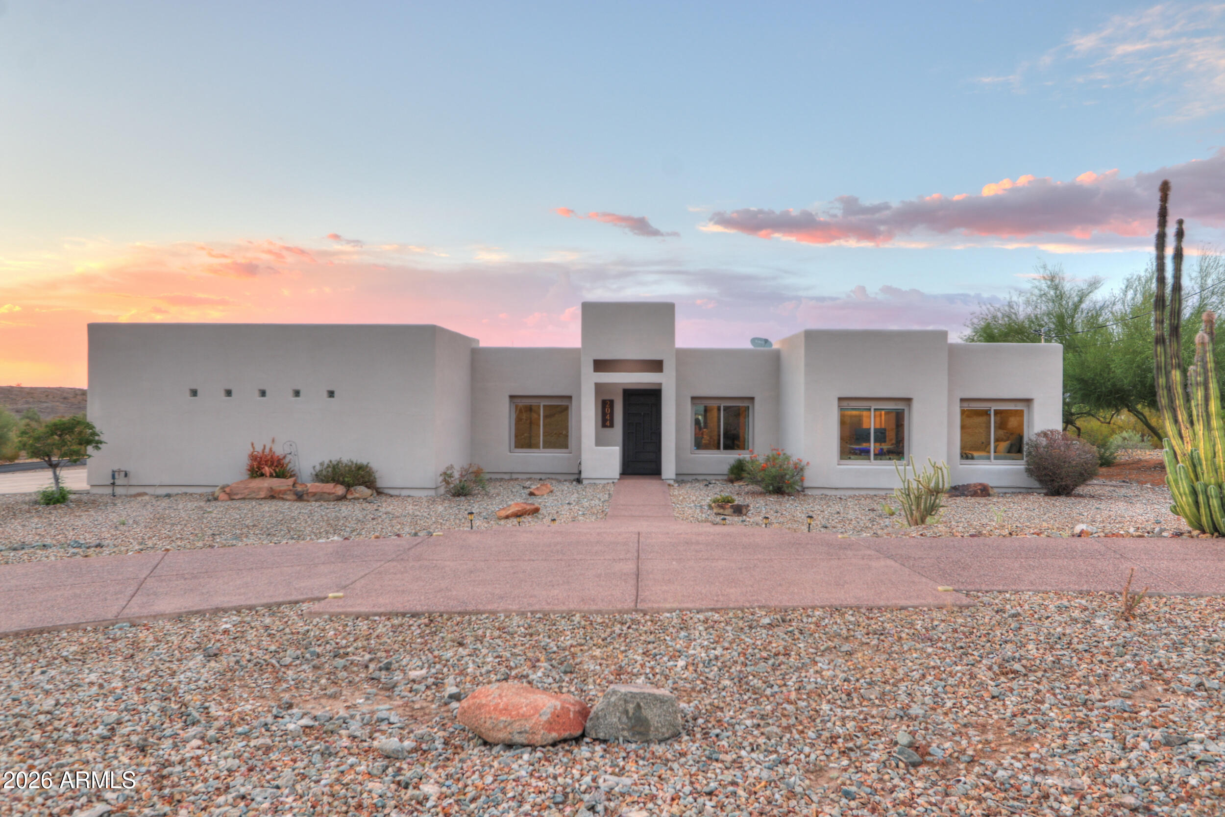 MEETS AND BOUNDS - Residential