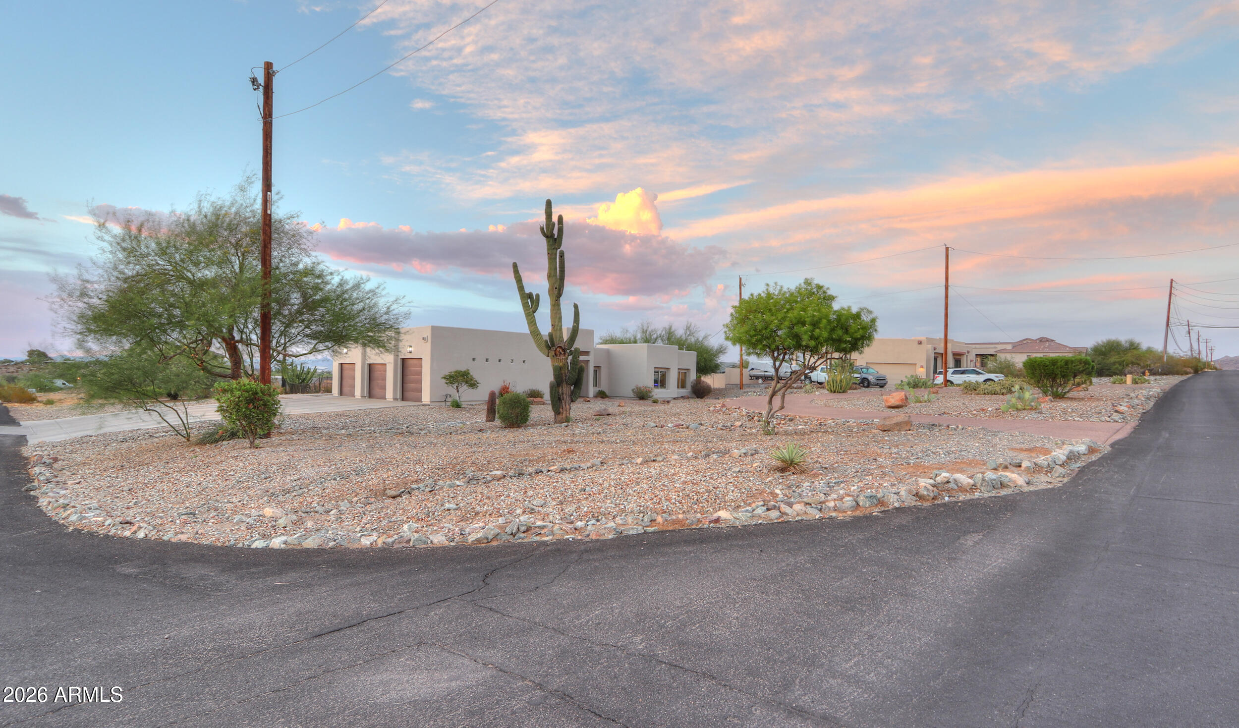 MEETS AND BOUNDS - Residential