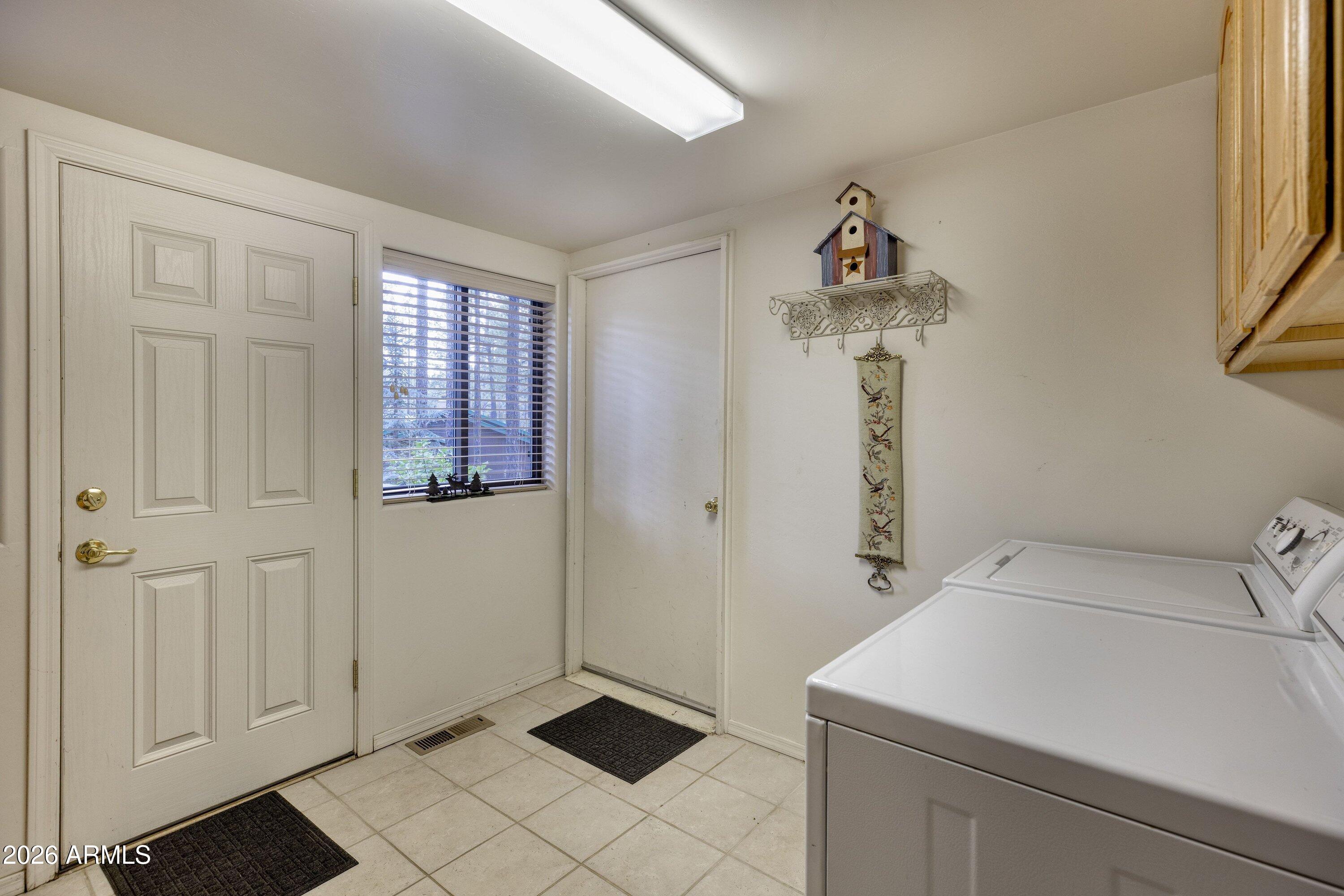 PINETOP COUNTRY CLUB UNIT 2 - Residential