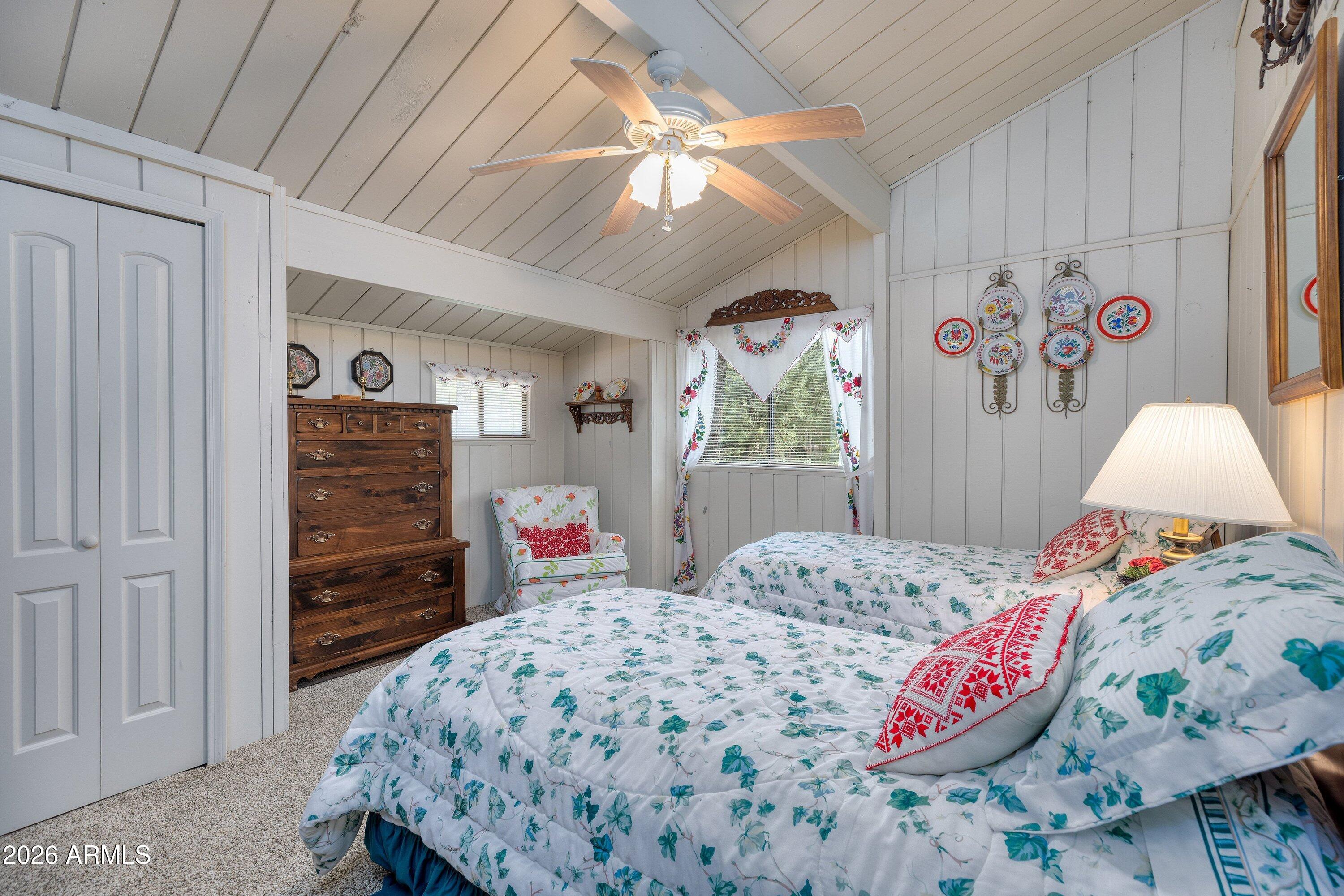 PINETOP COUNTRY CLUB UNIT 2 - Residential