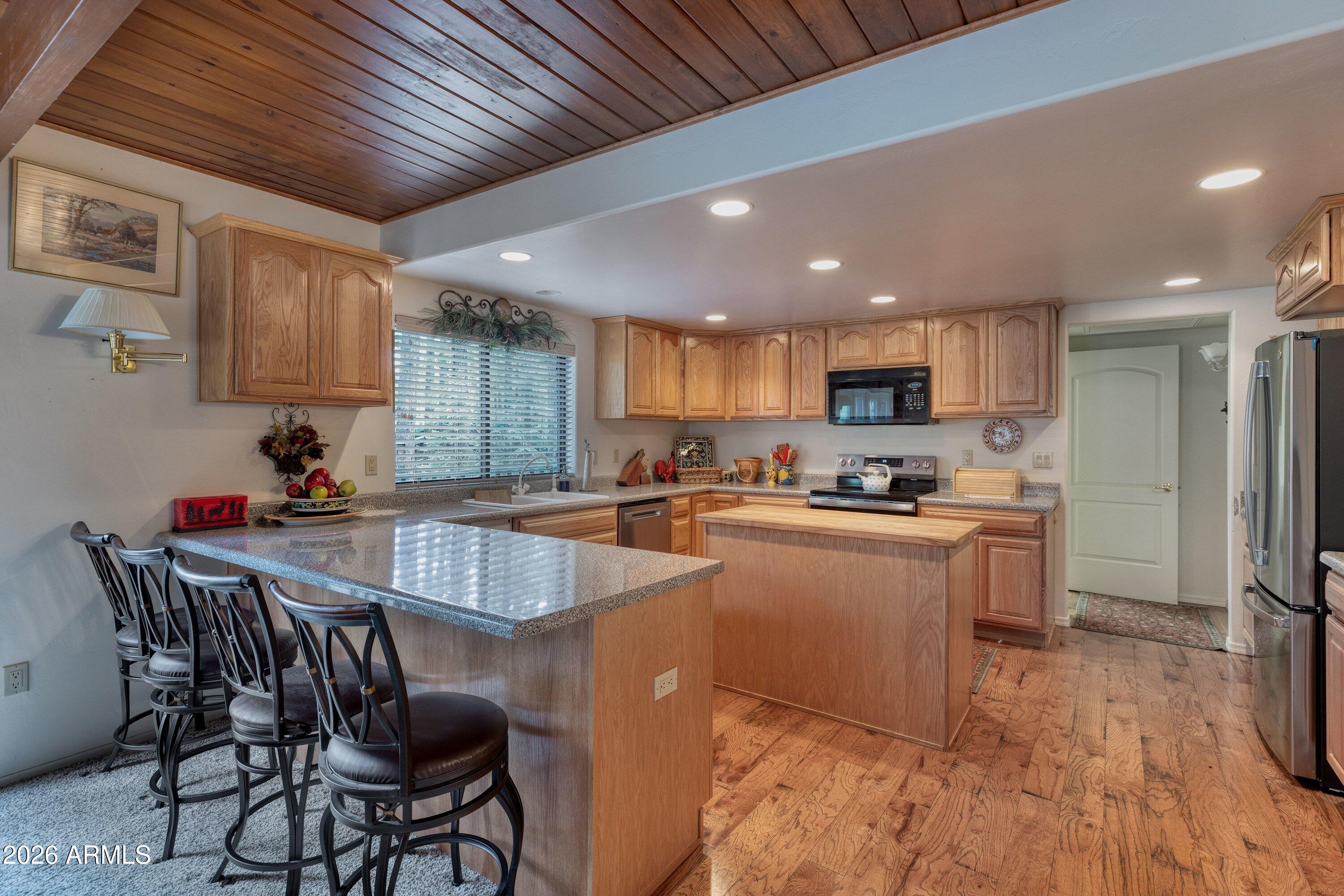 PINETOP COUNTRY CLUB UNIT 2 - Residential