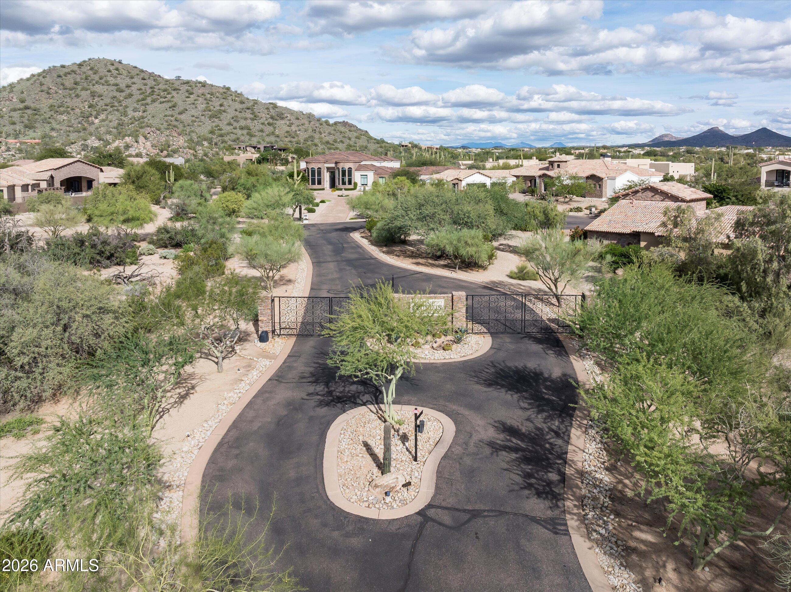 LONE MOUNTAIN ESTATES REPLAT - Residential