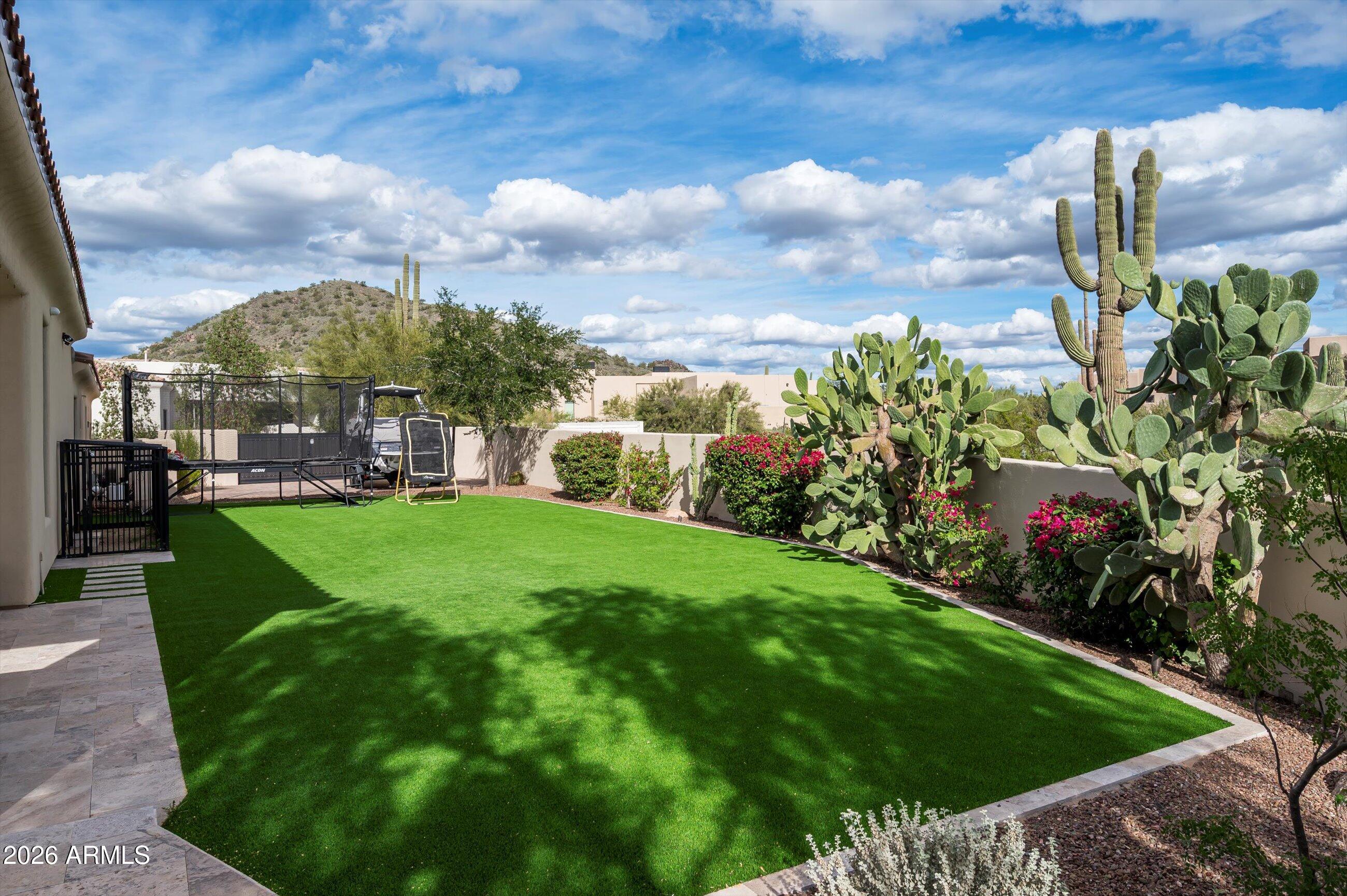 LONE MOUNTAIN ESTATES REPLAT - Residential