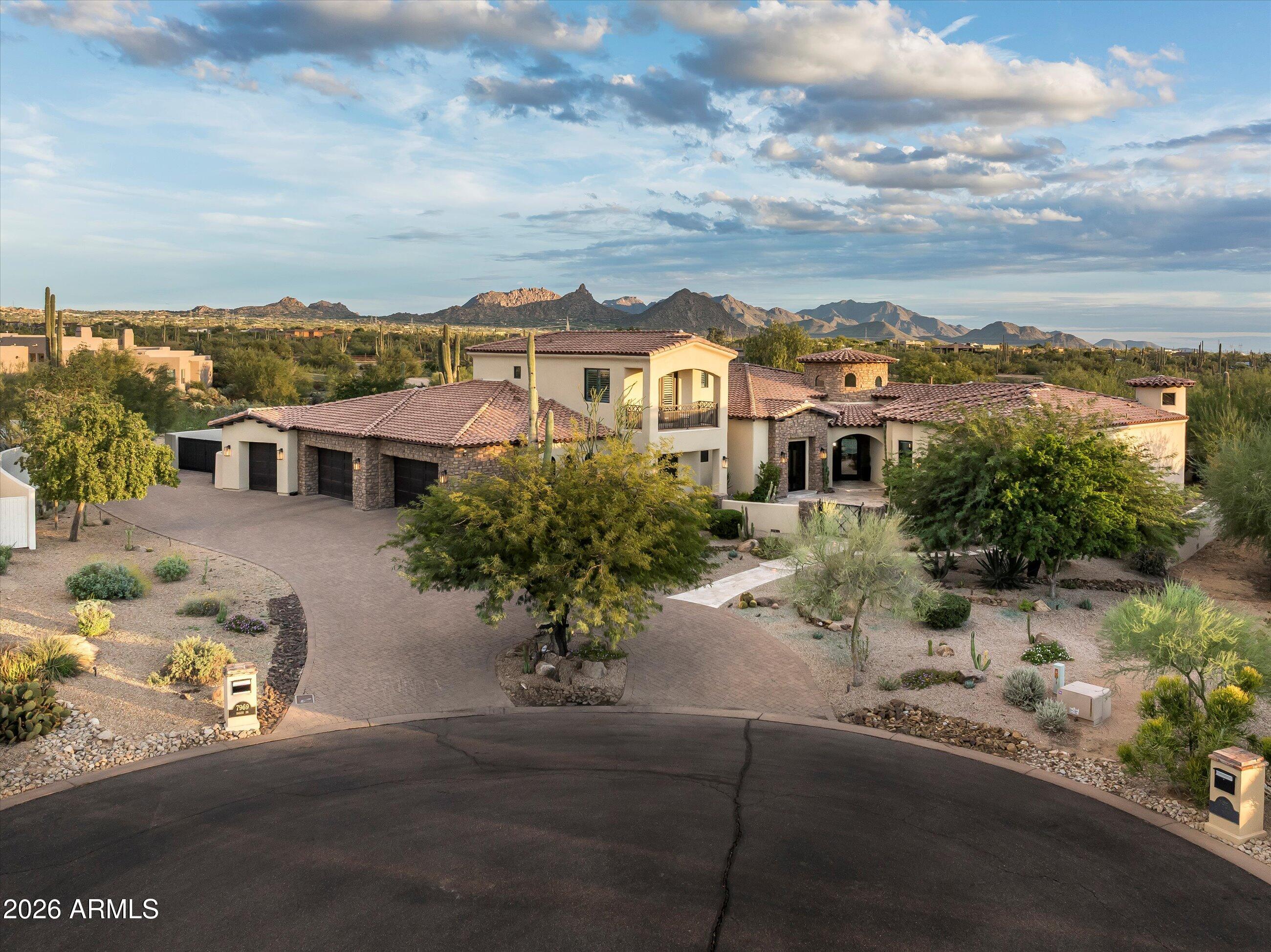 LONE MOUNTAIN ESTATES REPLAT - Residential