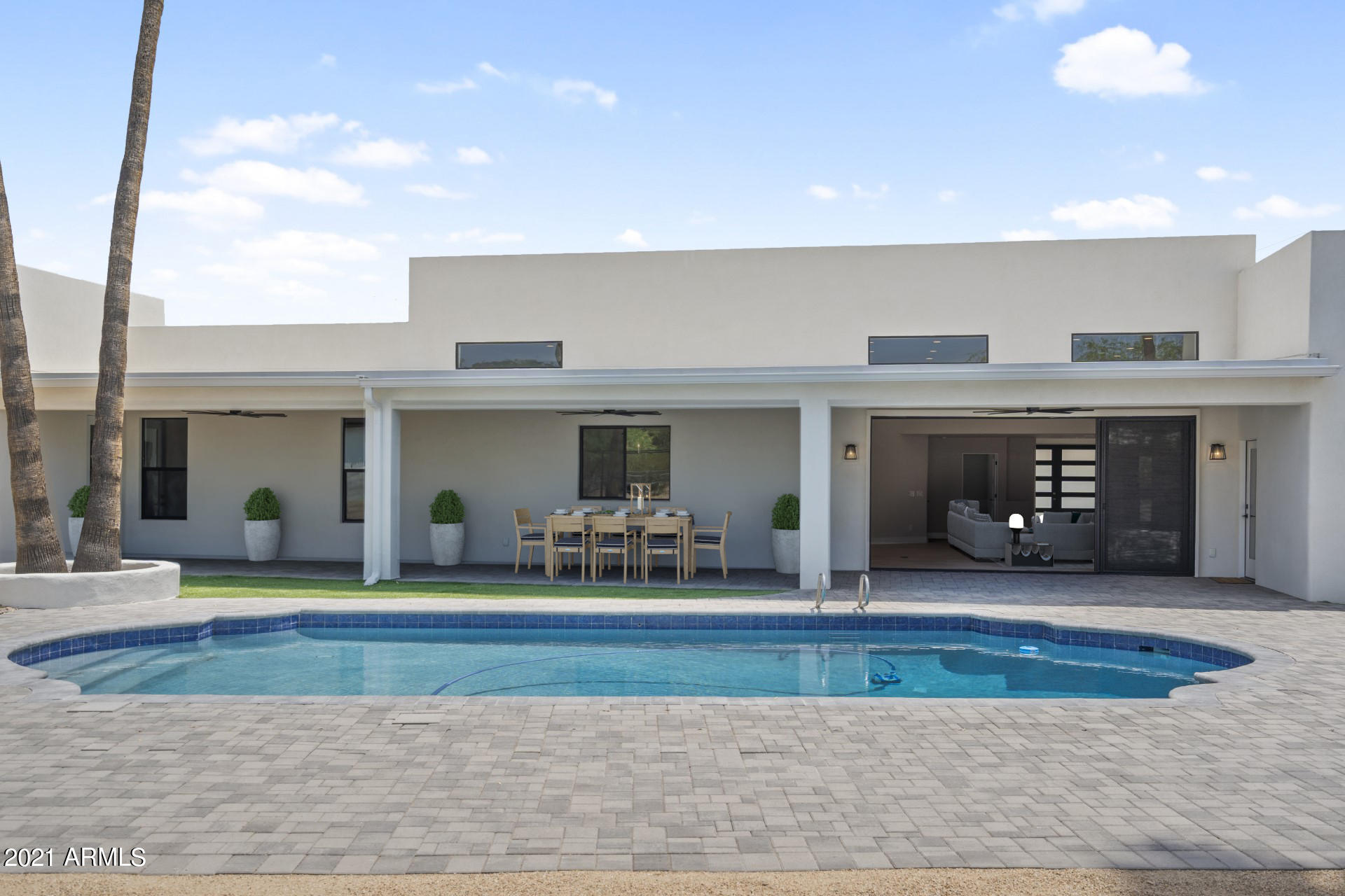 E2 E2 W2 N2 S2 SW4 NW4 SEC 20 - Residential