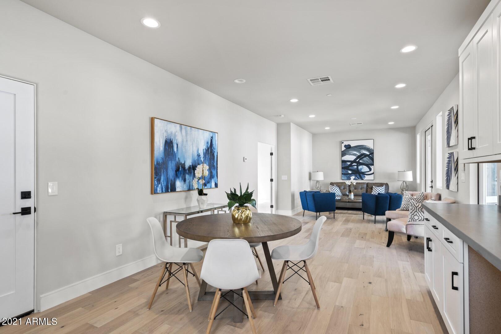 E2 E2 W2 N2 S2 SW4 NW4 SEC 20 - Residential