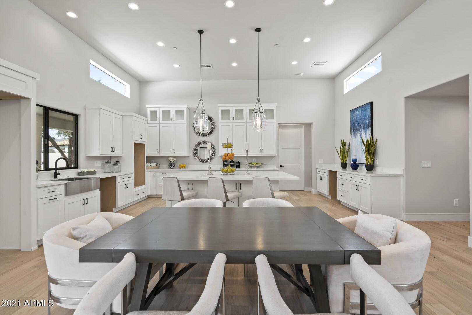 E2 E2 W2 N2 S2 SW4 NW4 SEC 20 - Residential