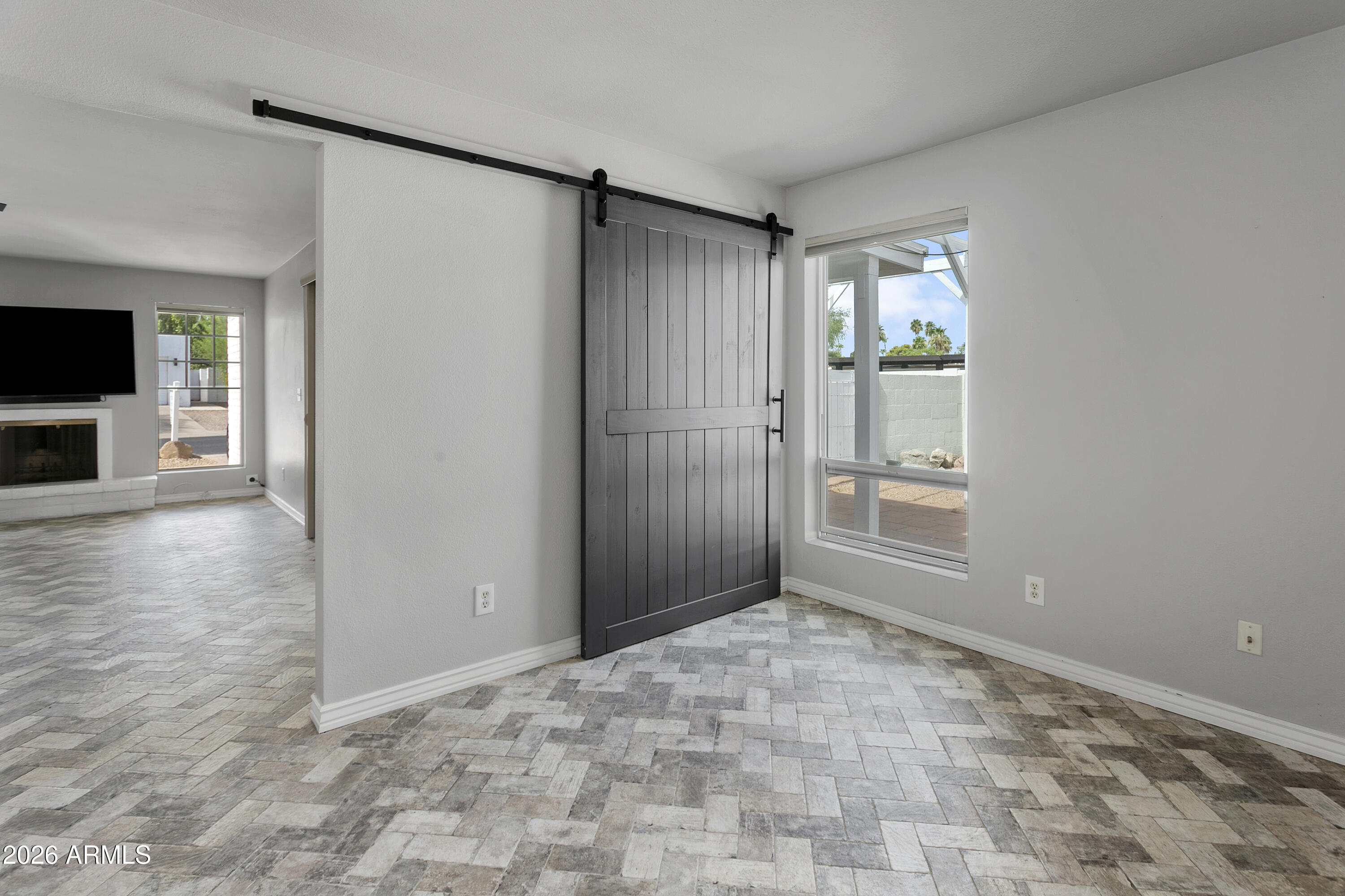 HILLCREST 5 - Residential