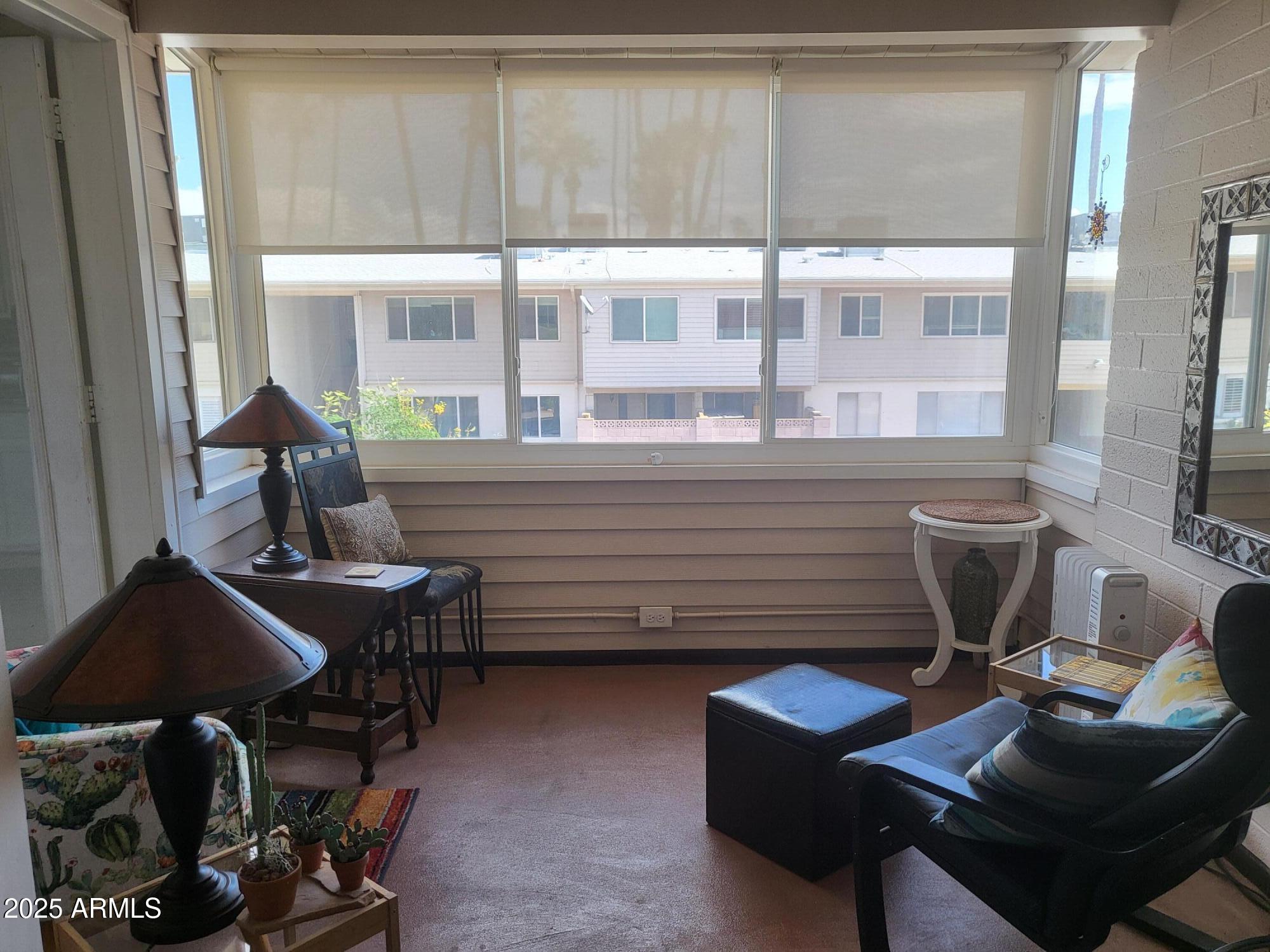 SCOTTSDALE EAST HOMES - Residential