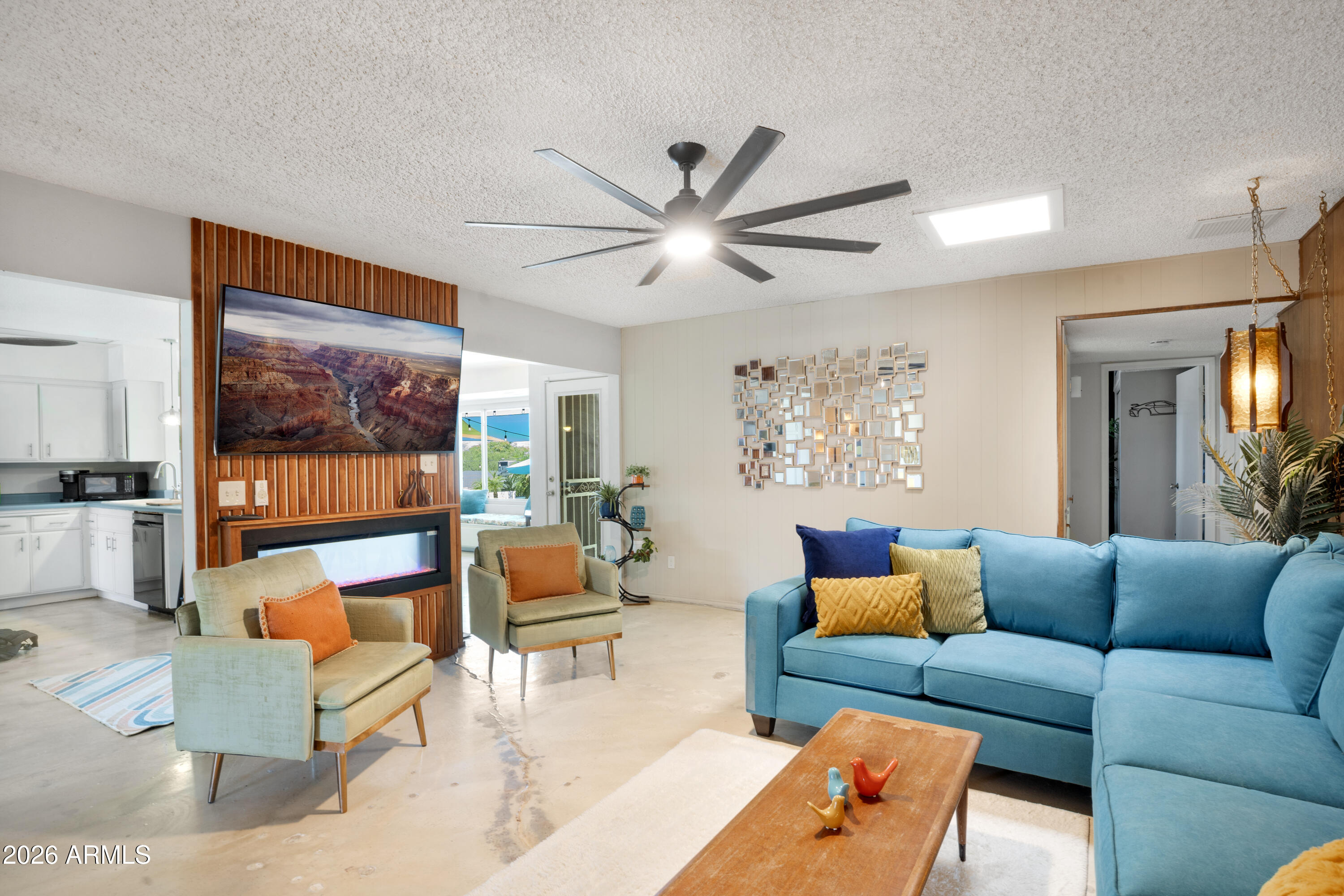 PARADISE VISTA - Residential