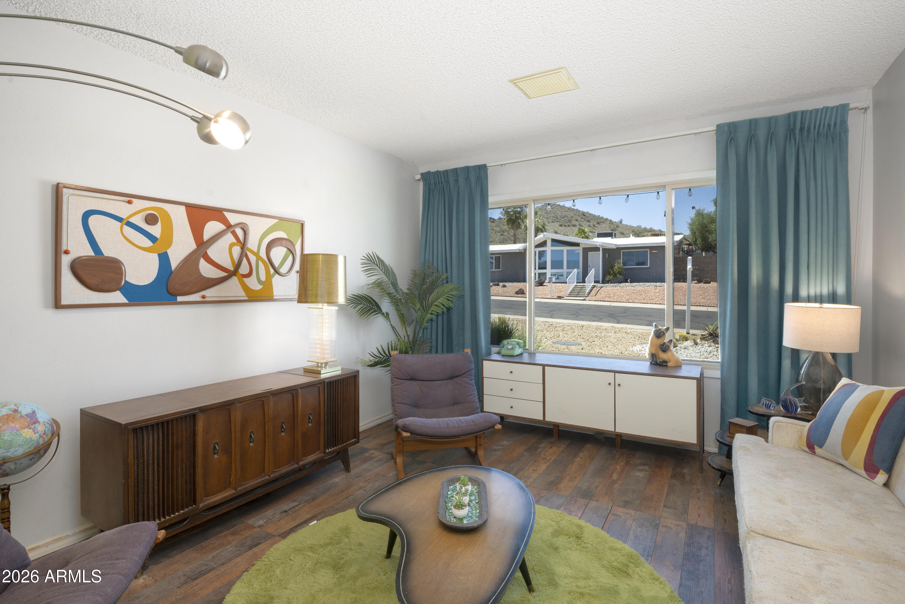 PARADISE VISTA - Residential