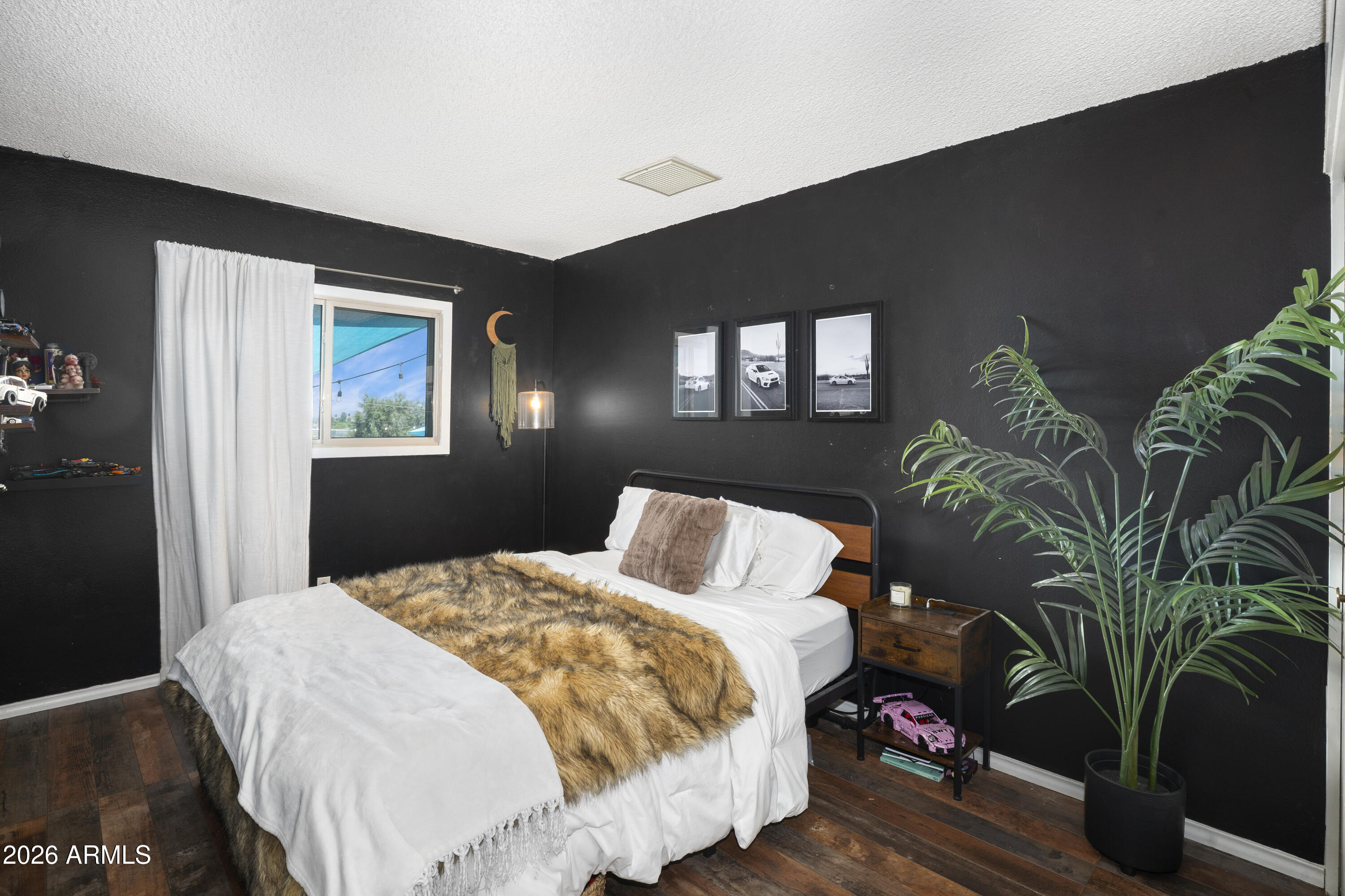 PARADISE VISTA - Residential