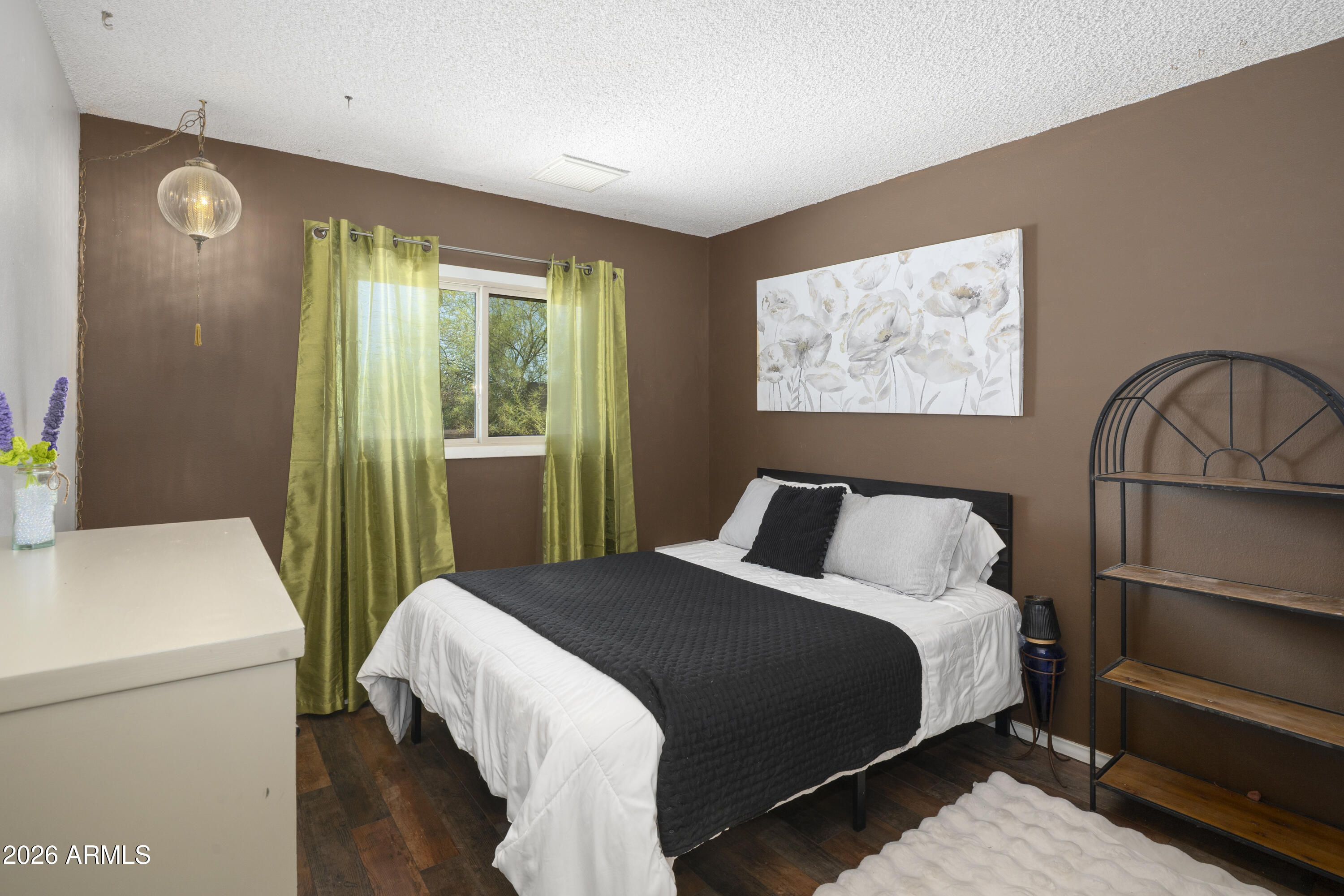 PARADISE VISTA - Residential