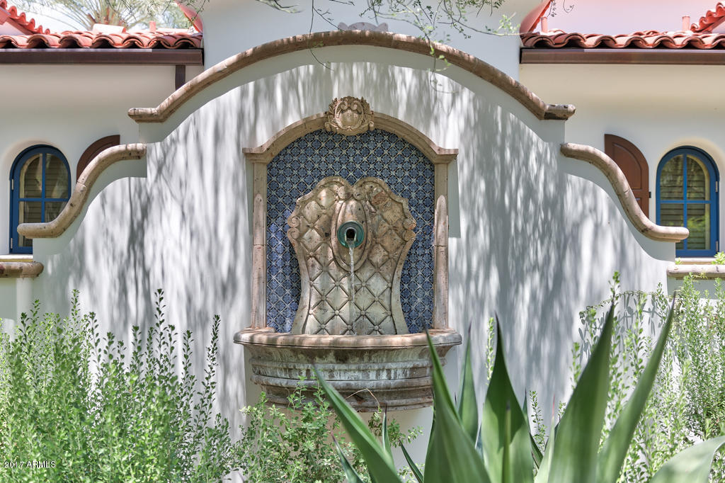 Tilliyou Ranchitos - Residential