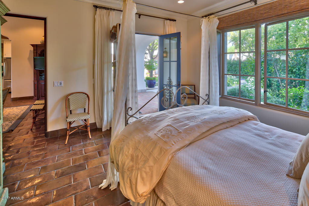 Tilliyou Ranchitos - Residential
