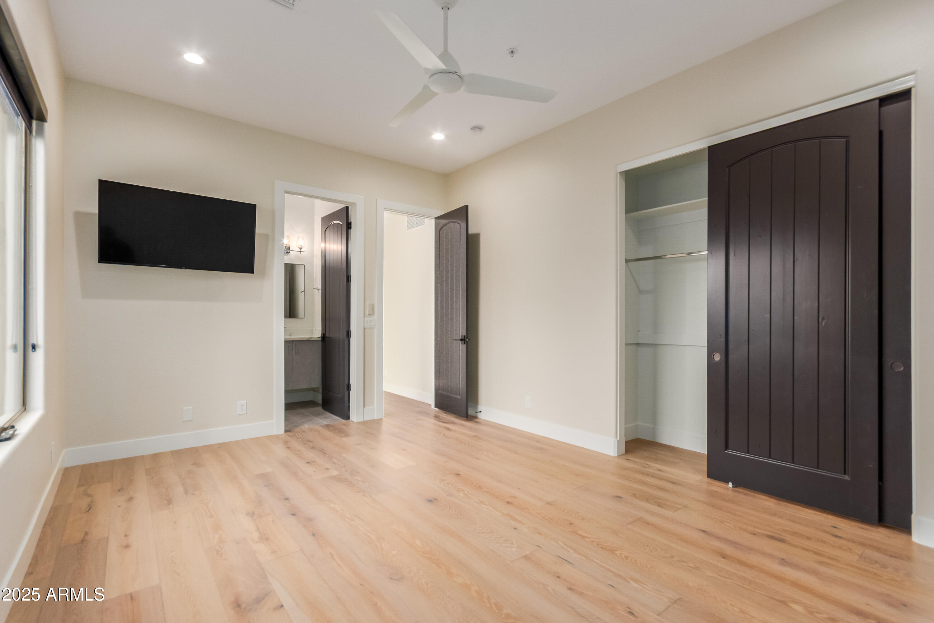 PINNACLE PEAK VISTAS 3 LOT 1-210 TR A-B - Residential