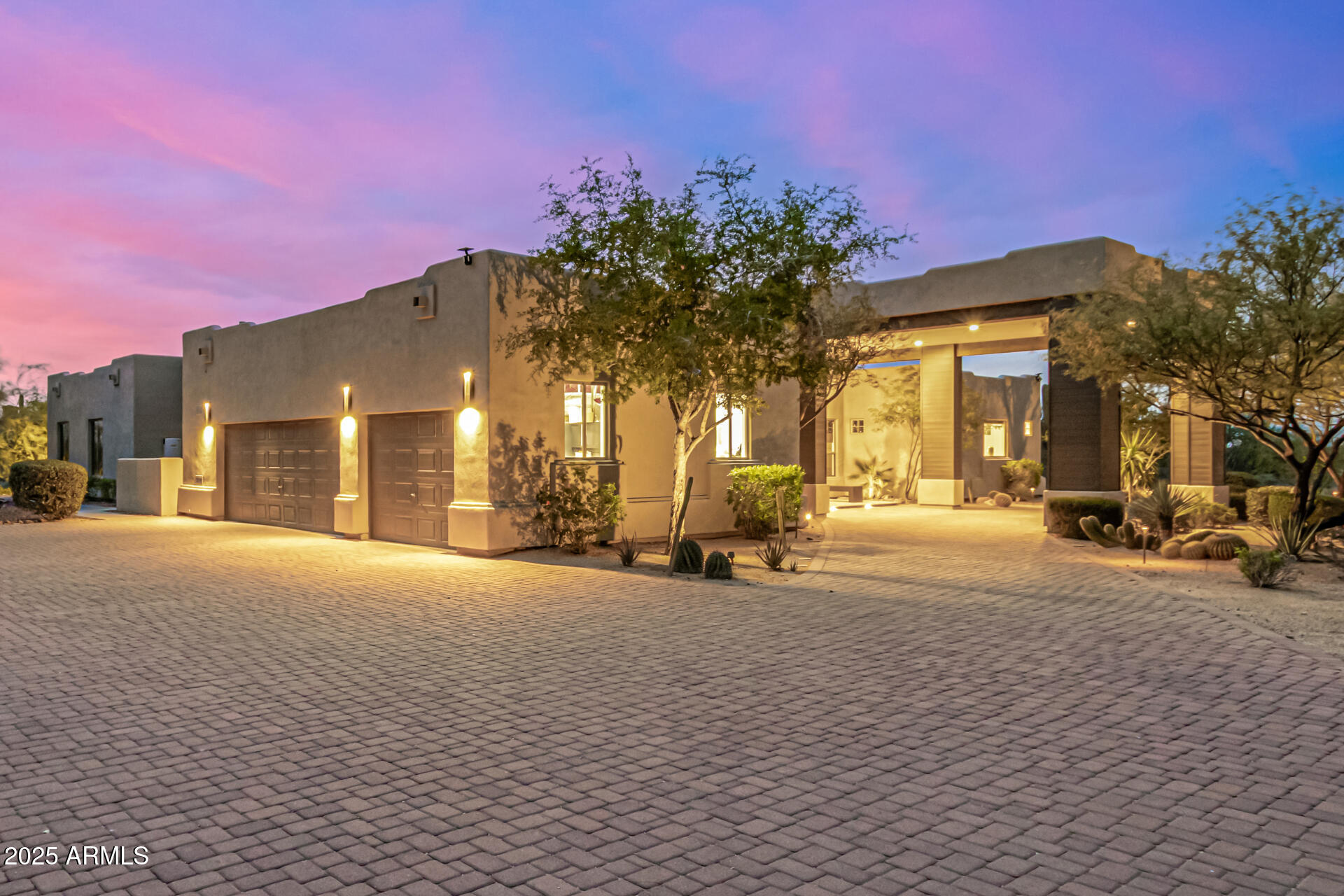 PINNACLE PEAK VISTAS 3 LOT 1-210 TR A-B - Residential