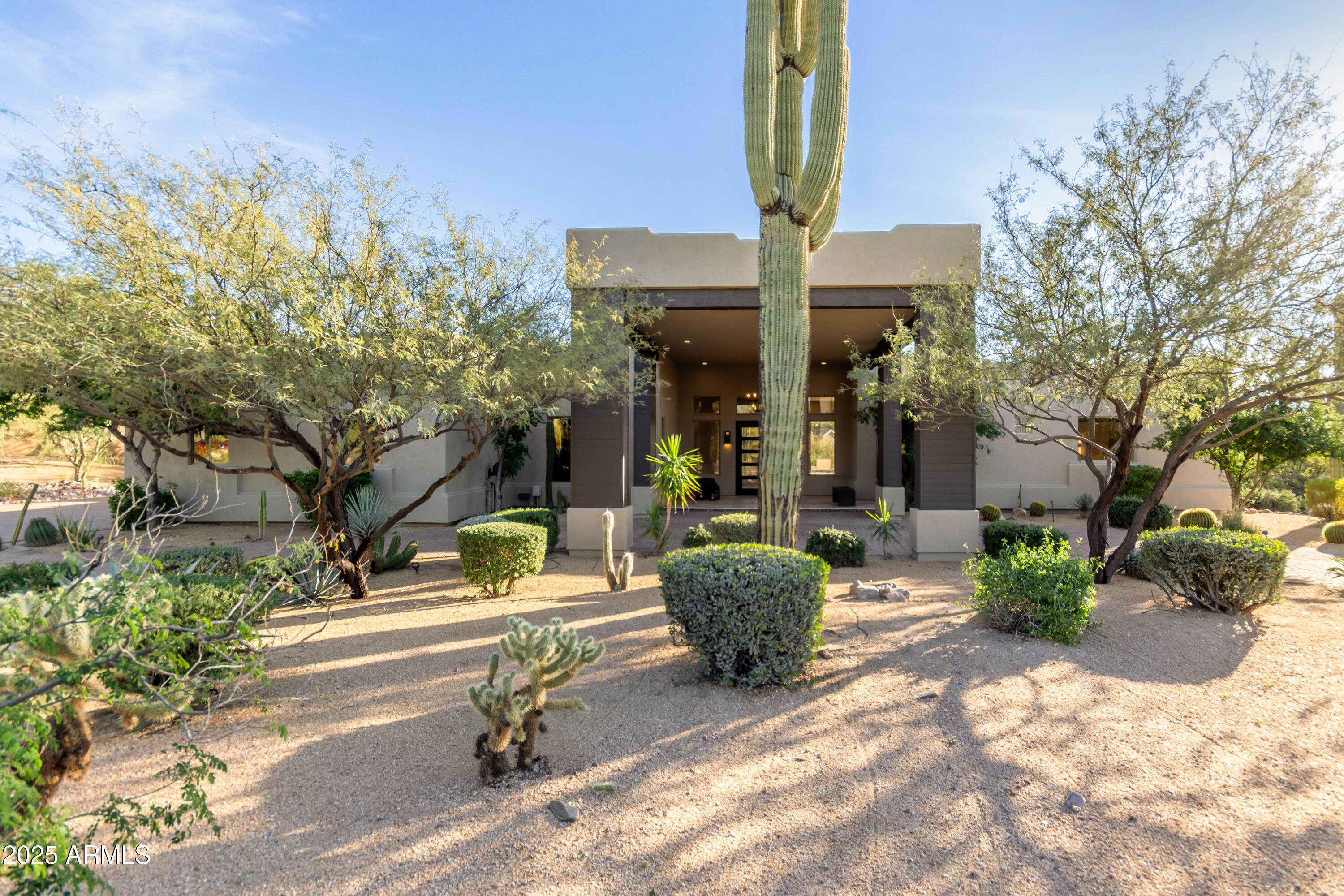 PINNACLE PEAK VISTAS 3 LOT 1-210 TR A-B - Residential