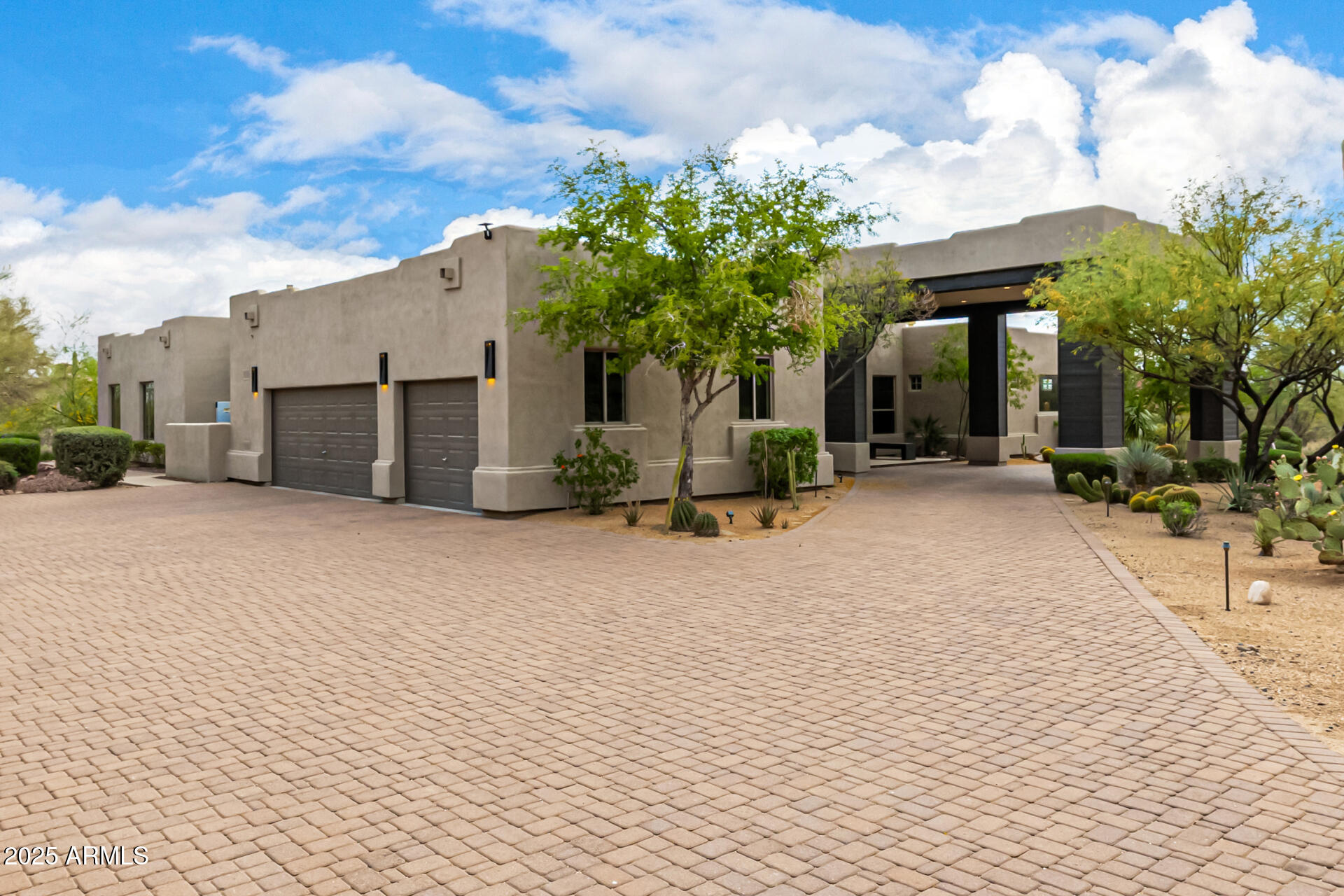 PINNACLE PEAK VISTAS 3 LOT 1-210 TR A-B - Residential
