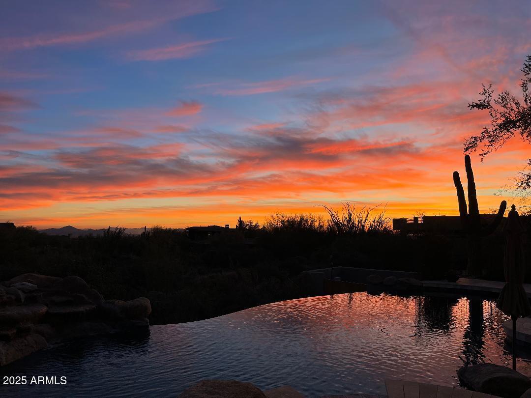 PINNACLE PEAK VISTAS 3 LOT 1-210 TR A-B - Residential