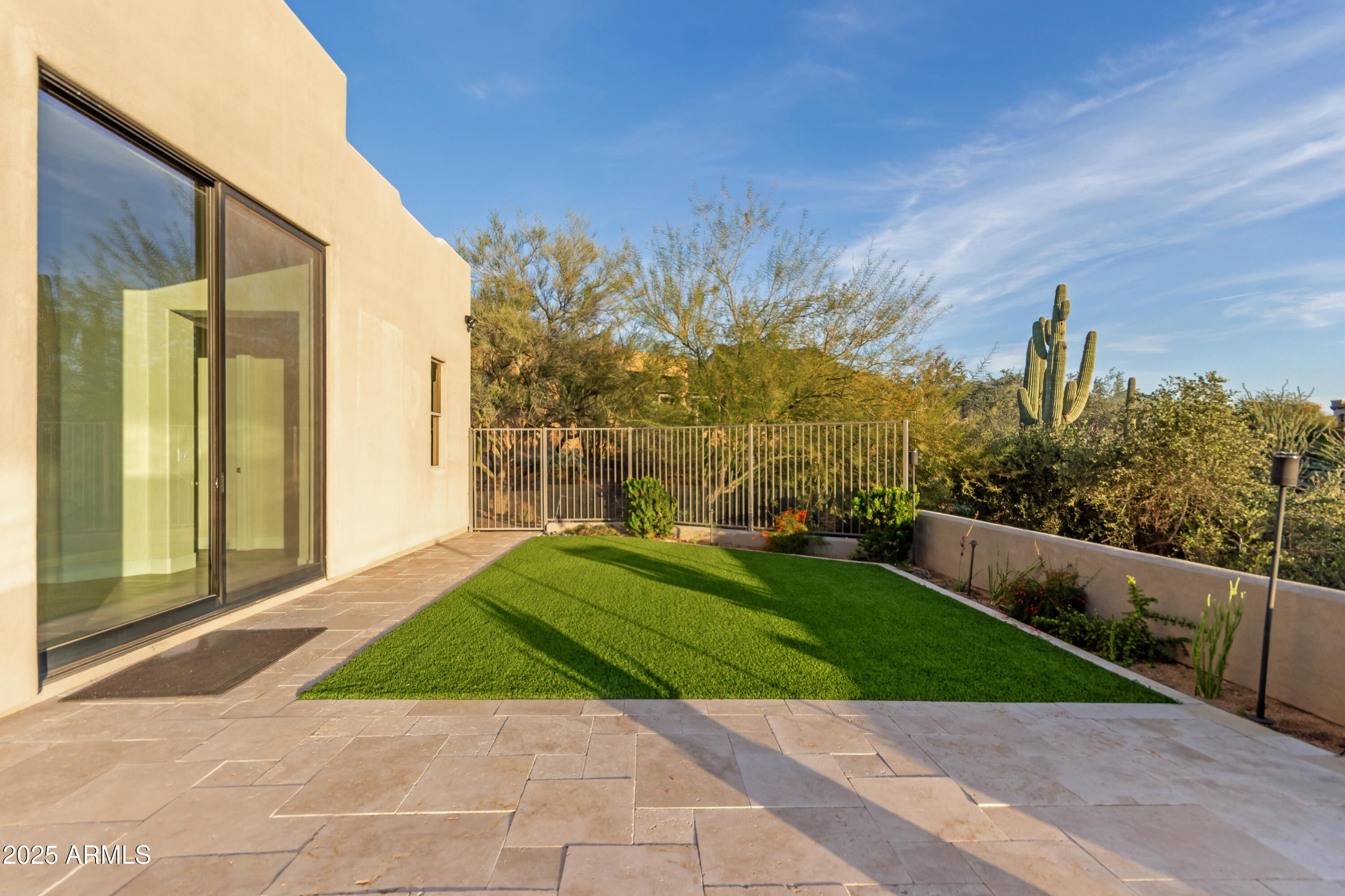 PINNACLE PEAK VISTAS 3 LOT 1-210 TR A-B - Residential