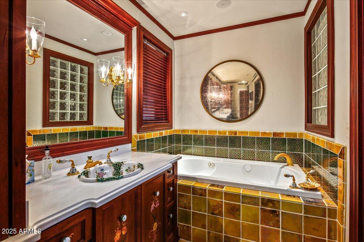 ESTANCIA - Residential