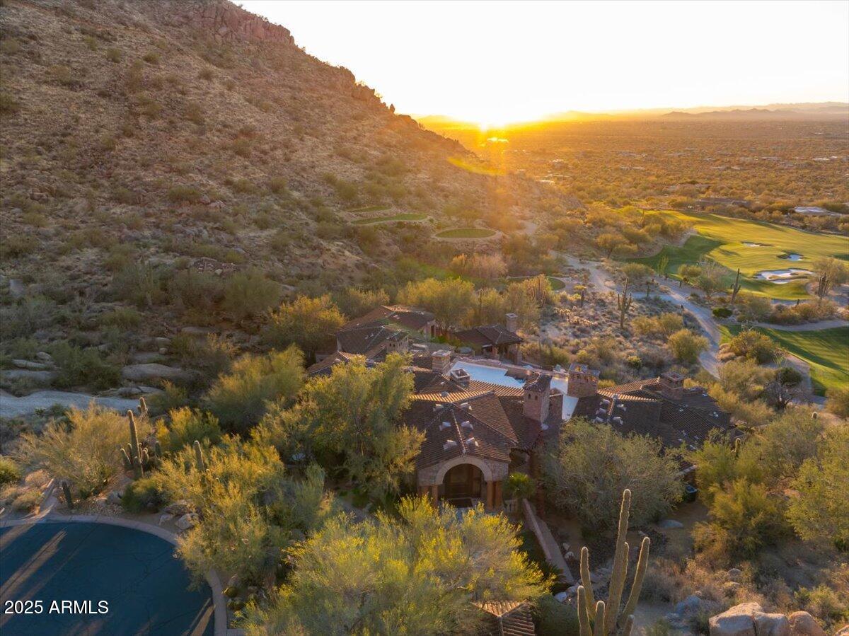 ESTANCIA - Residential