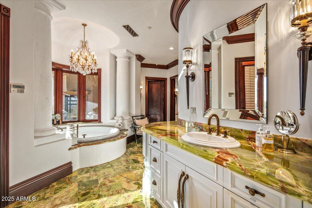 ESTANCIA - Residential