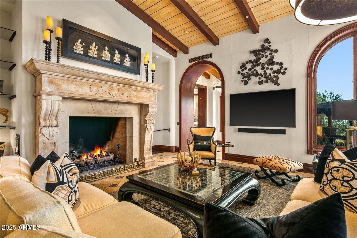 ESTANCIA - Residential