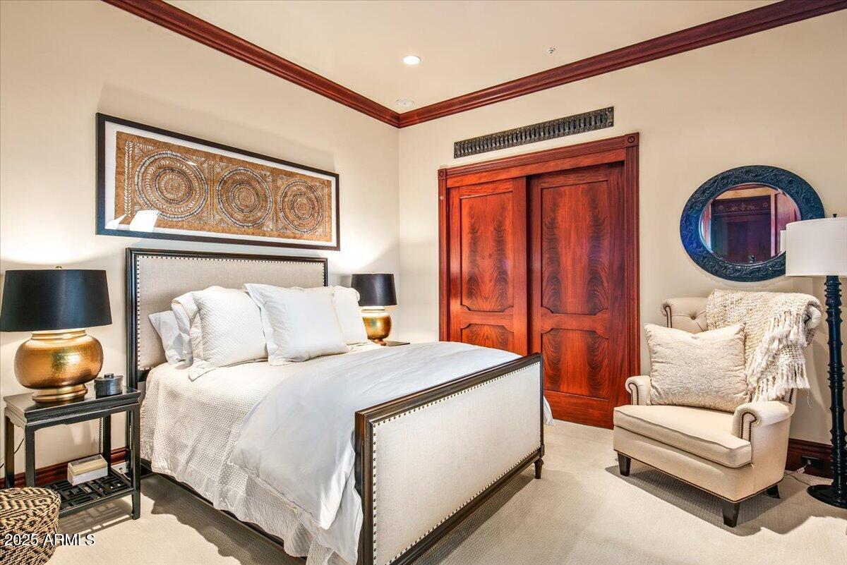 ESTANCIA - Residential