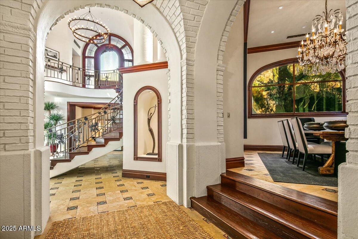 ESTANCIA - Residential