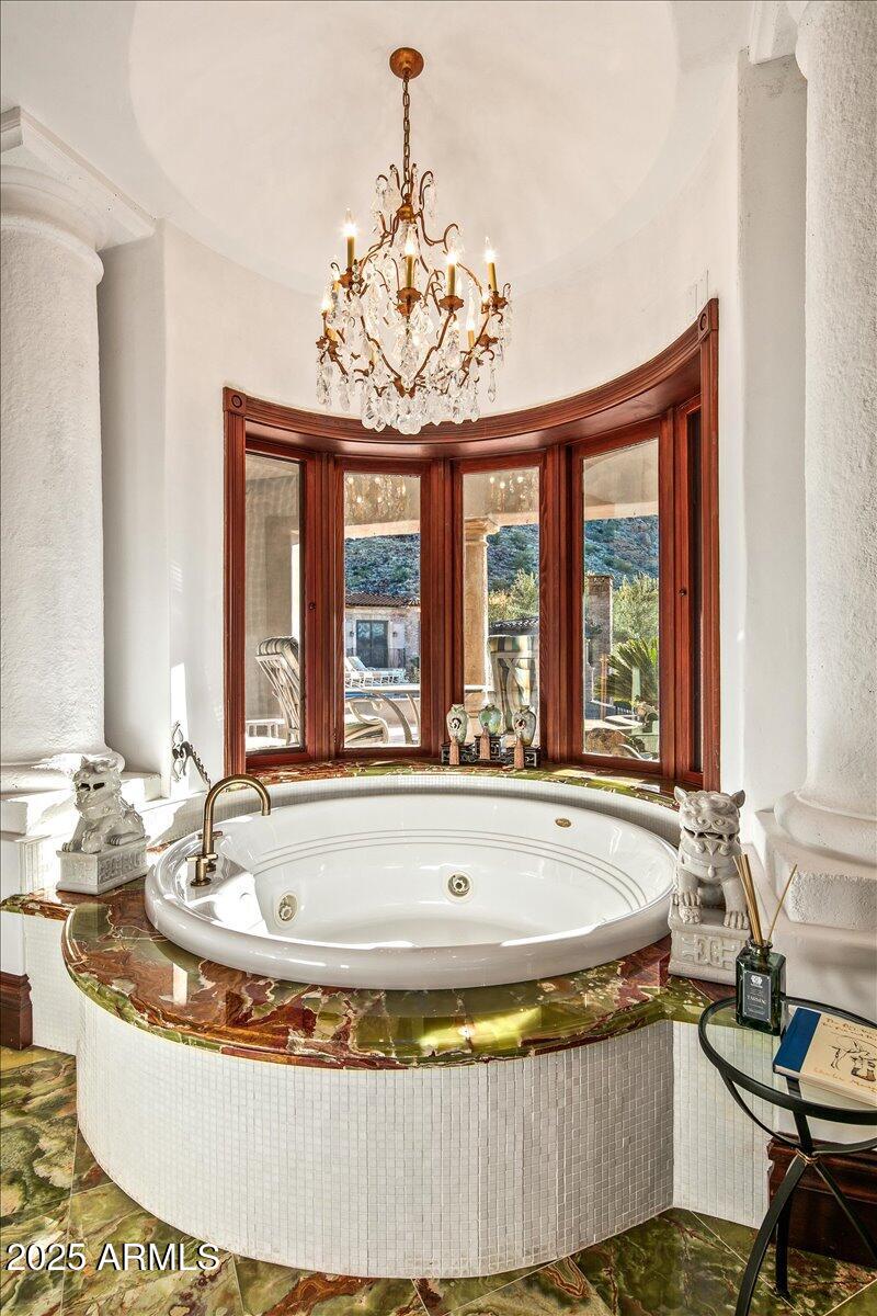 ESTANCIA - Residential