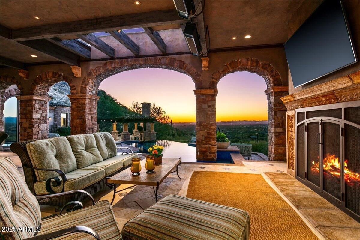 ESTANCIA - Residential