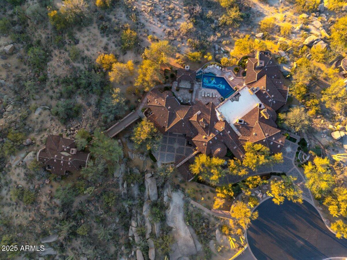 ESTANCIA - Residential